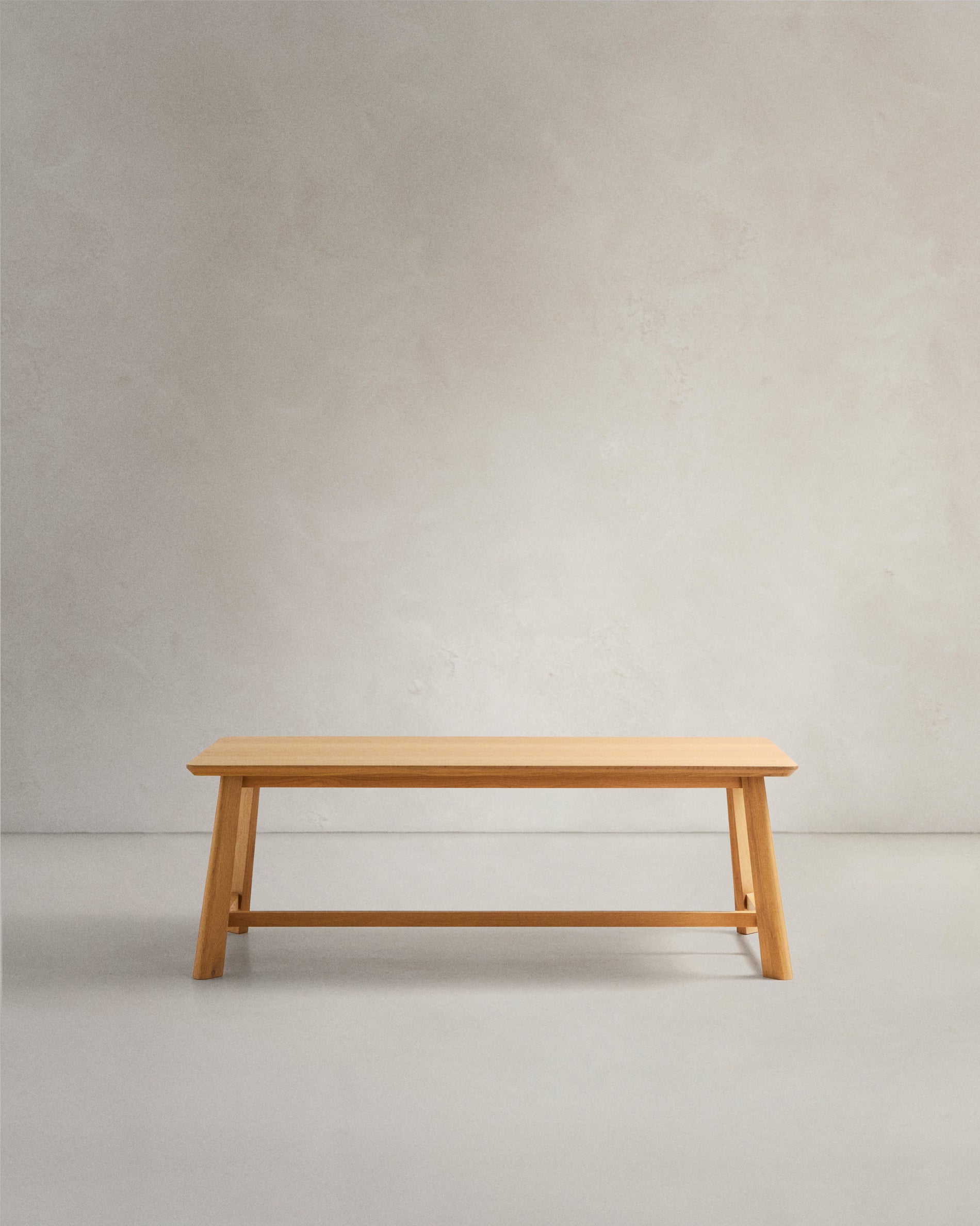 Idun table made of veneer and solid oak wood with natural tone finish FSC Mix Credit 220x100cm - Product View