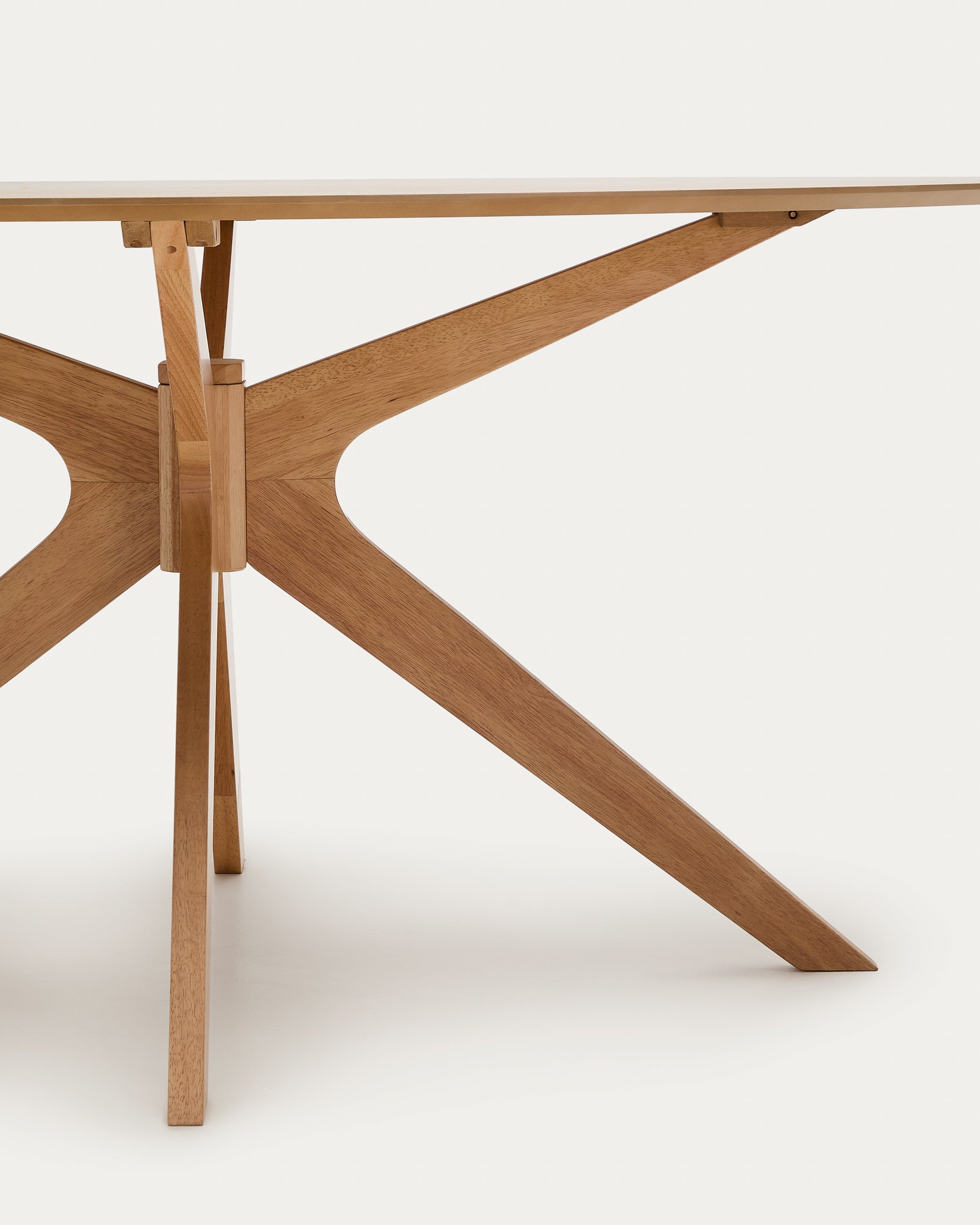 Naanim table in oak veneer, 180 x 110 cm - Detail