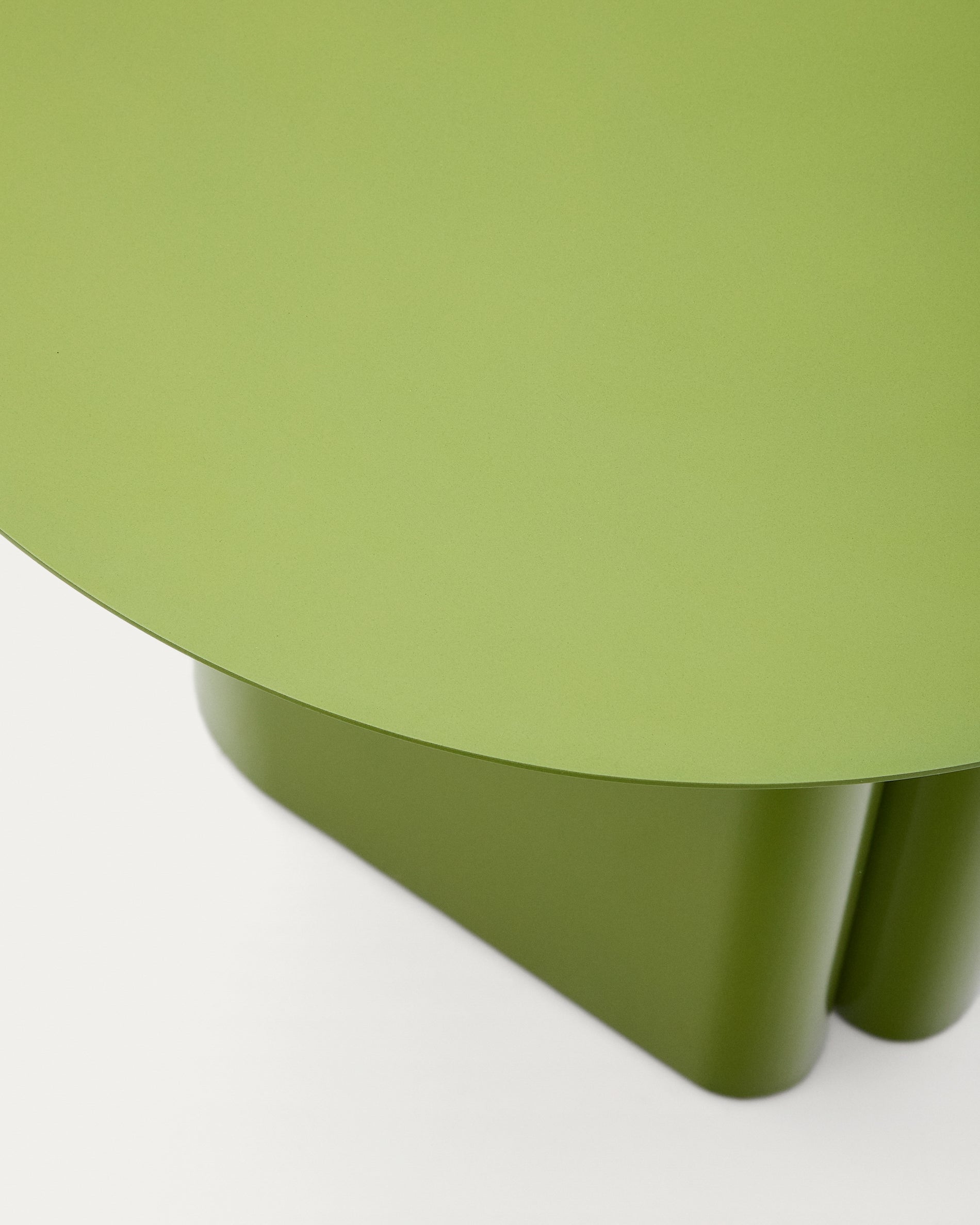 Arvin green iron side table Ø 55cm - Detail