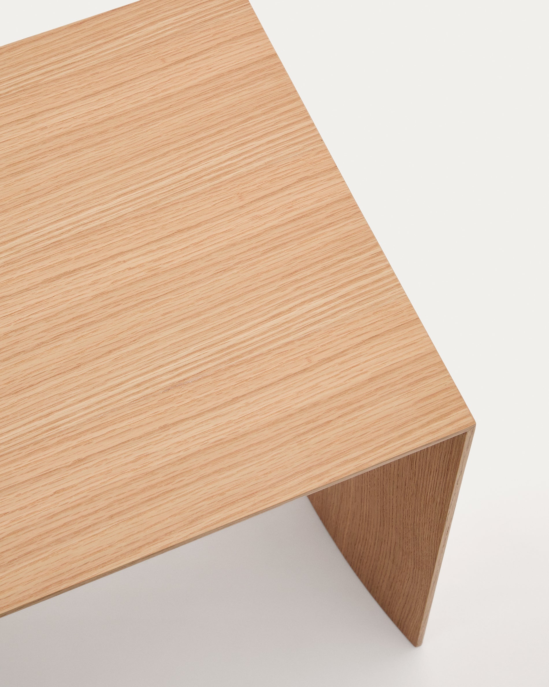 Litto oak veneer coffee table, 90 x 45 cm - Detail