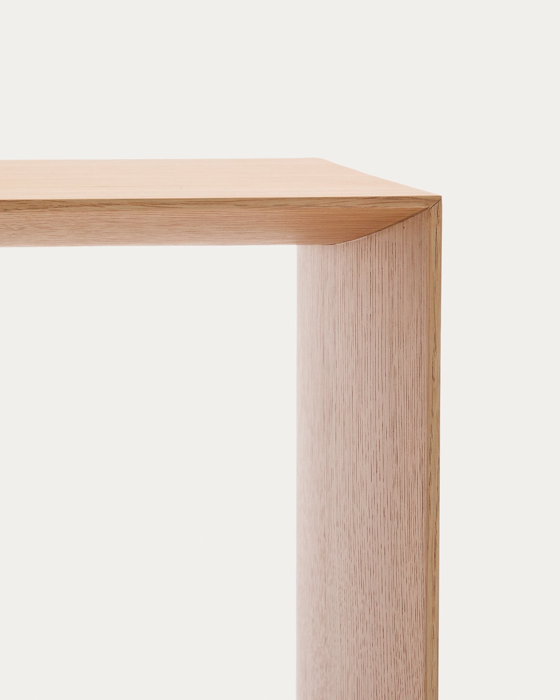 Litto oak veneer coffee table, 90 x 45 cm - Detail