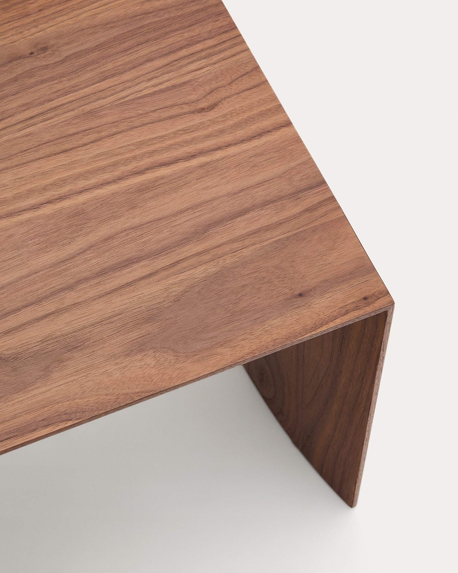 Litto walnut veneer FSC Mix Credit side table, 55 x 40 cm - Detail