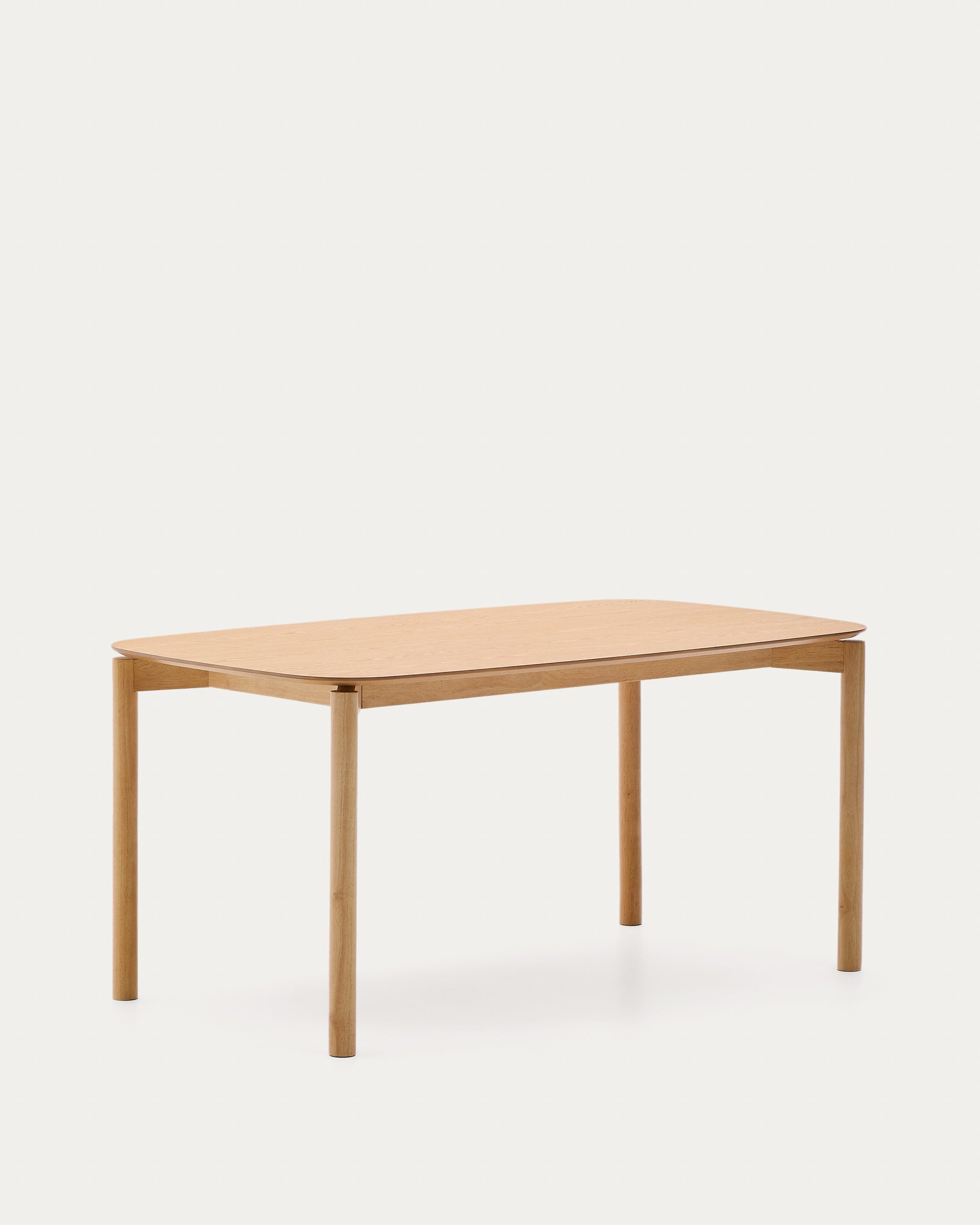Indara table in ash veneer with natural finish 160 x 90 cm - Product View