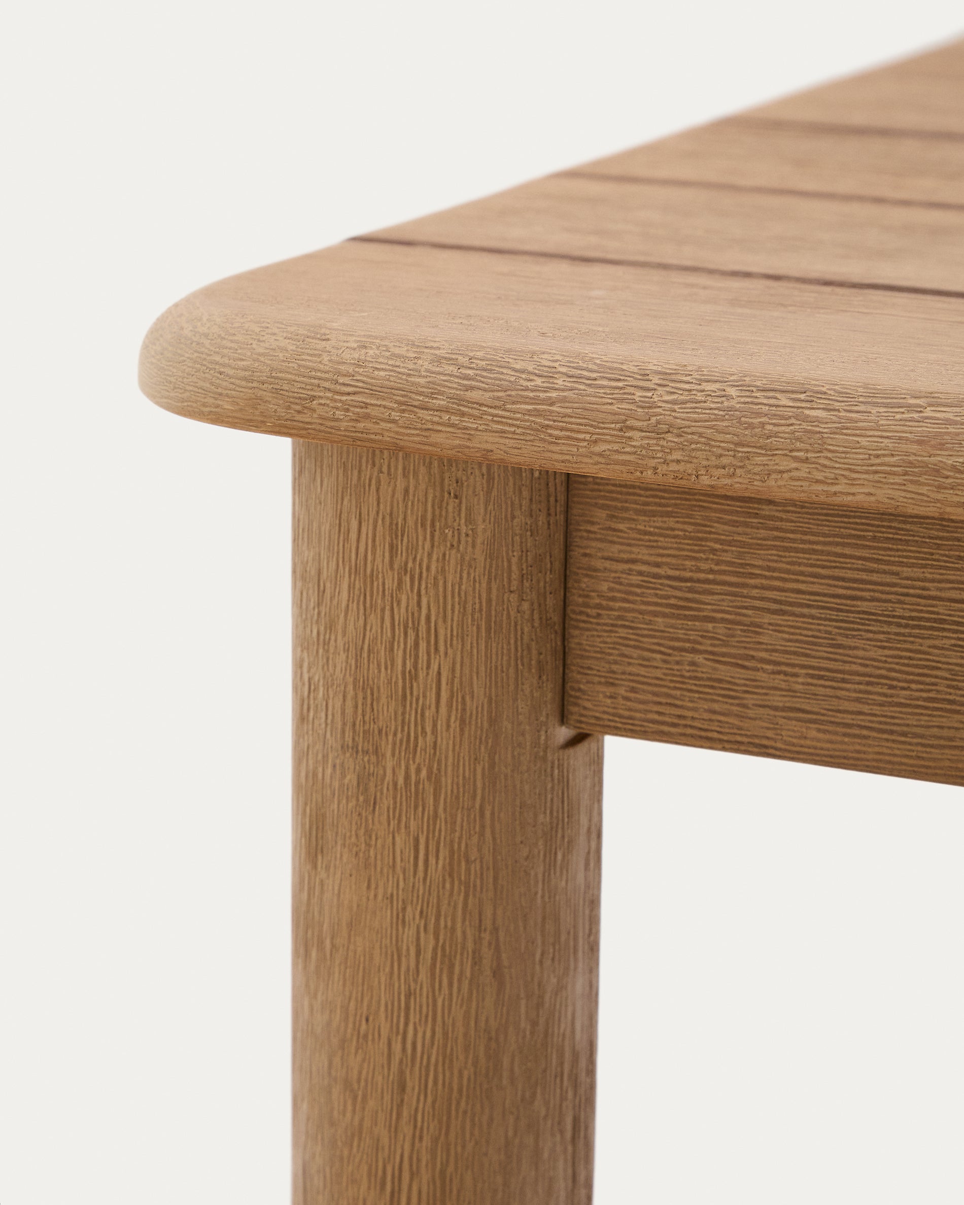 Sori table in FSC 100% solid acacia wood 135 x 78cm - Detail