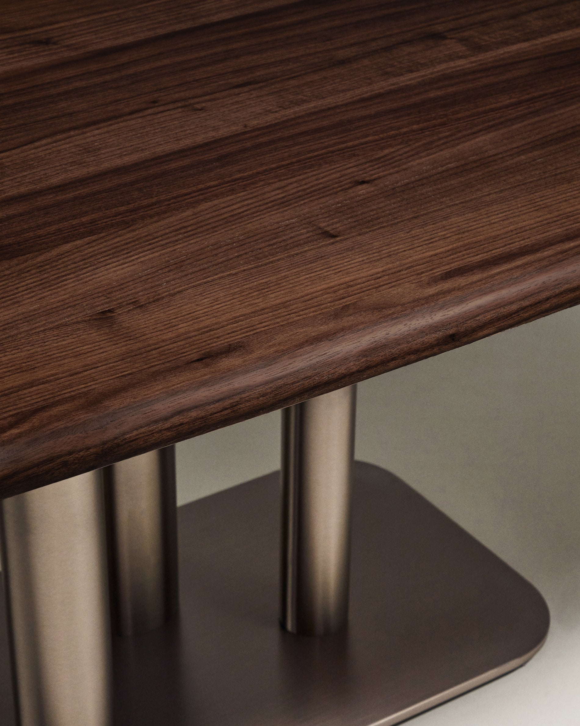 Melvar table made from walnut veneer and legs with brushed stainless steel base 180 x 100cm - Detail
