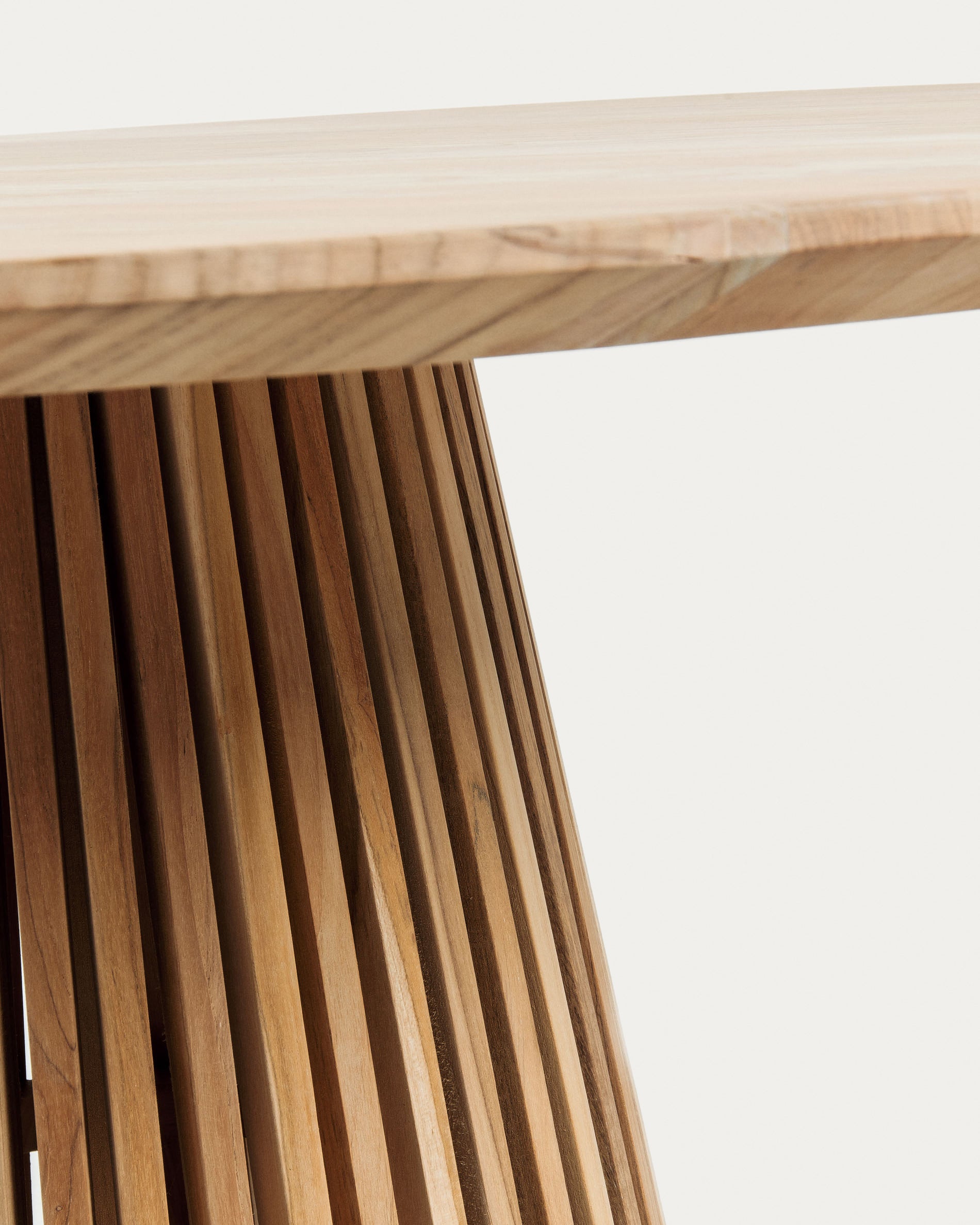 Jeanette round solid teak wood table, Ø 90 cm - Detail