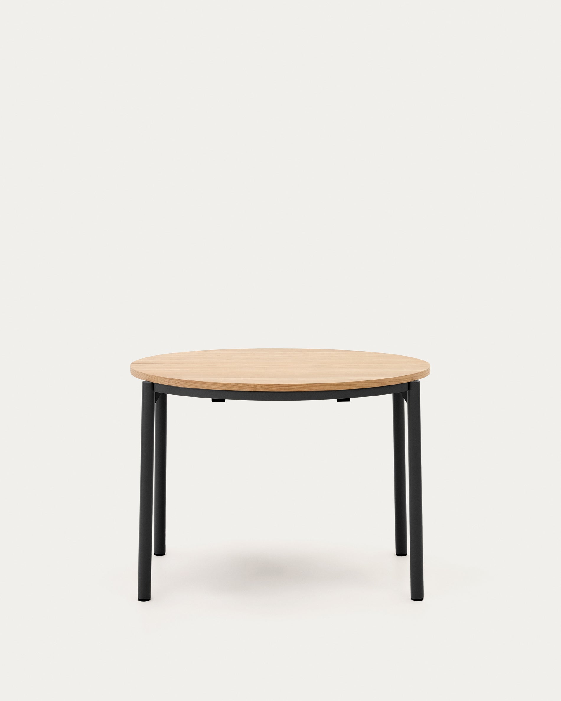 Montuiri round extendable table with oak veneer and black finished steel legs, Ø90(130) cm