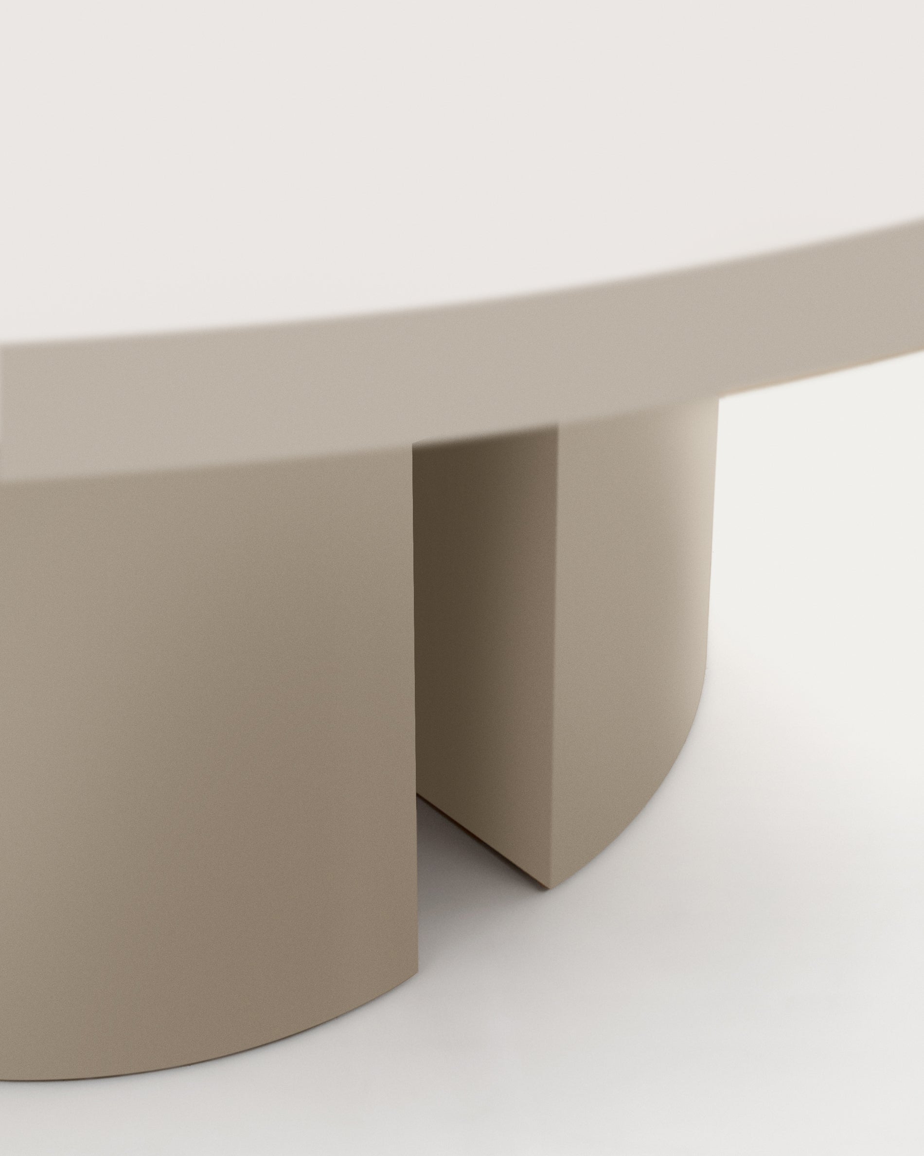 Nealy round table in lacquered MDF in an ecru finish, Ø 150 cm - Detail