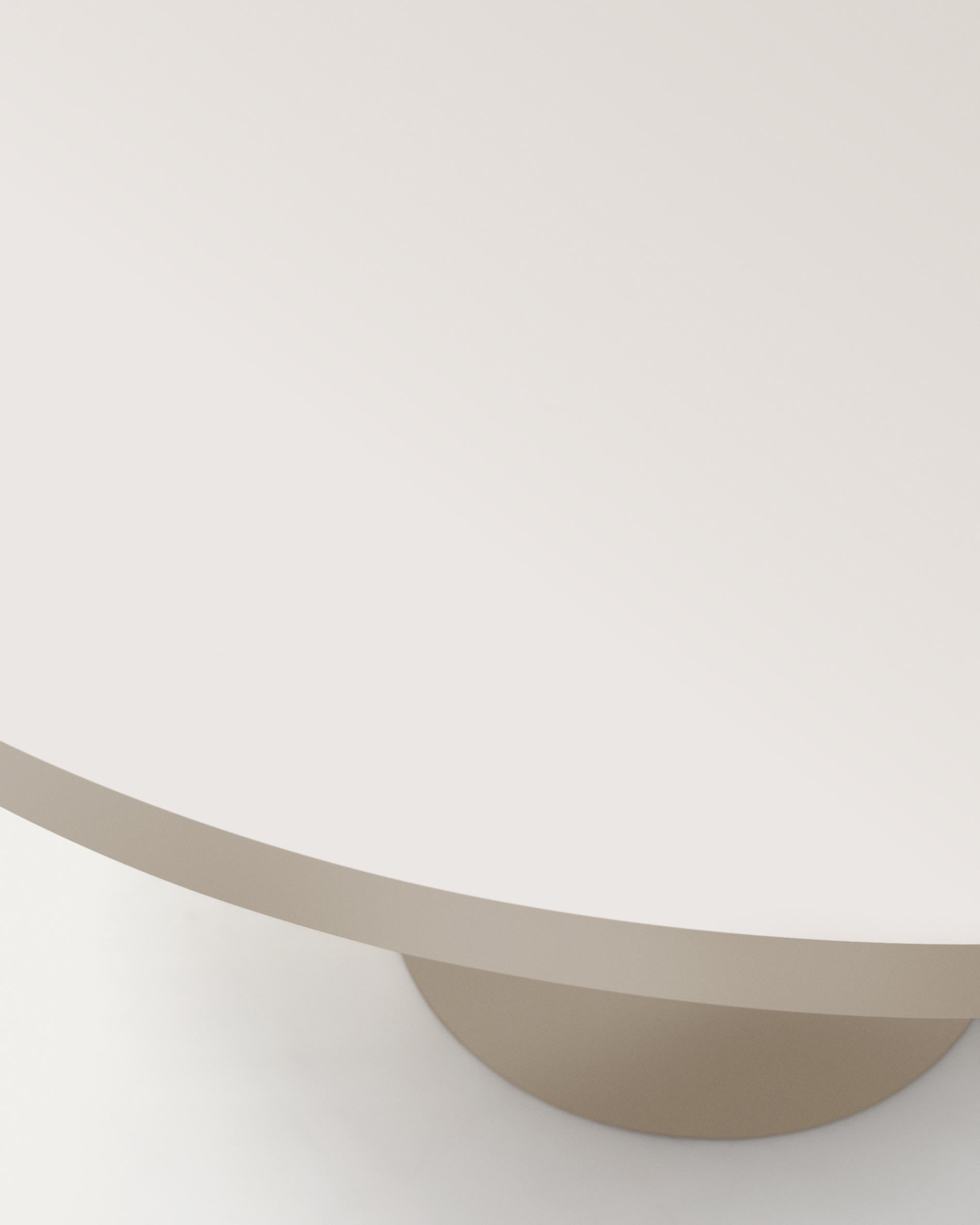 Nealy round table in lacquered MDF, ecru color, Ø 150 cm