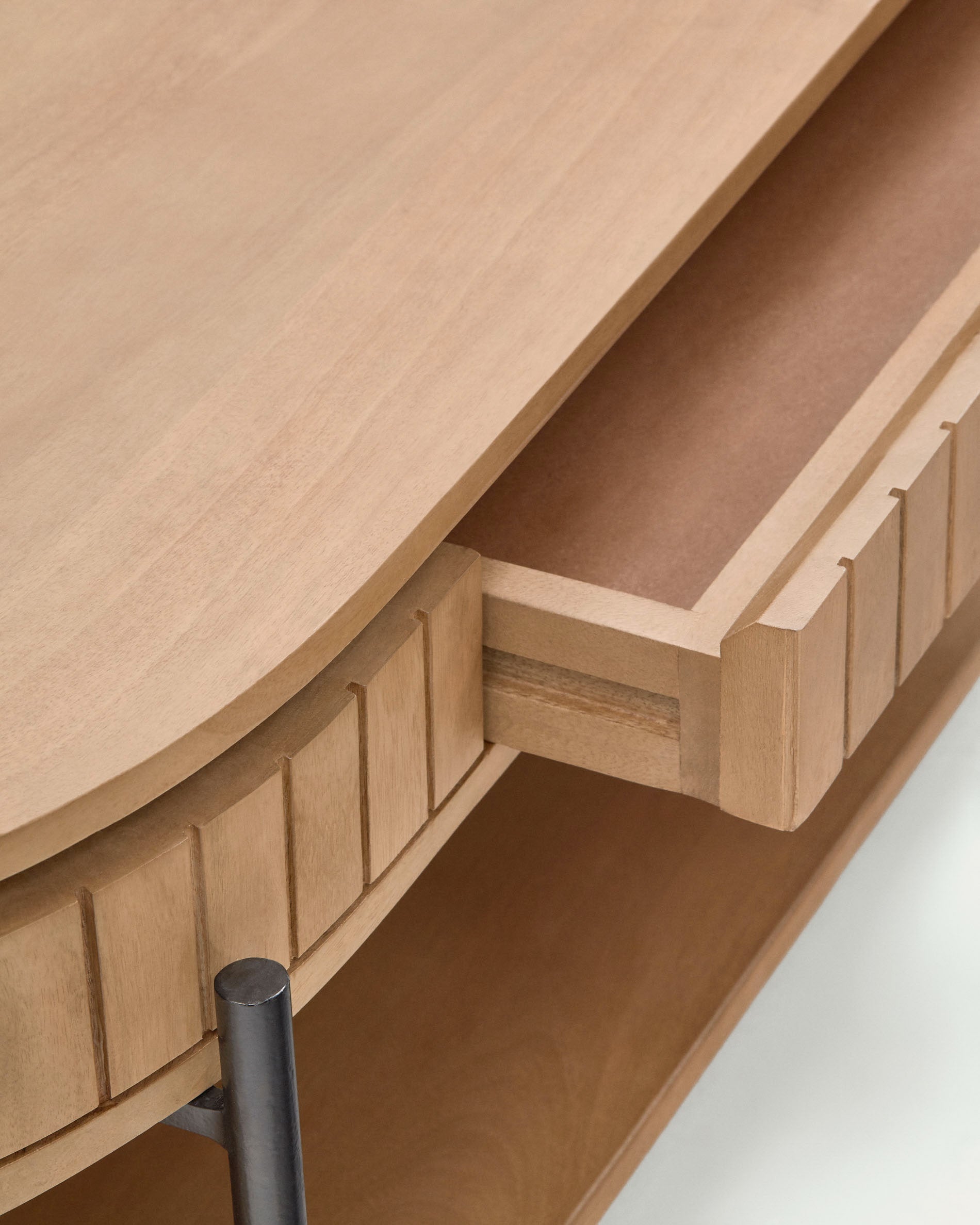 Licia mango wood coffee table with 1 drawer, with a natural finish and metal, 130 x 65 cm - Detail