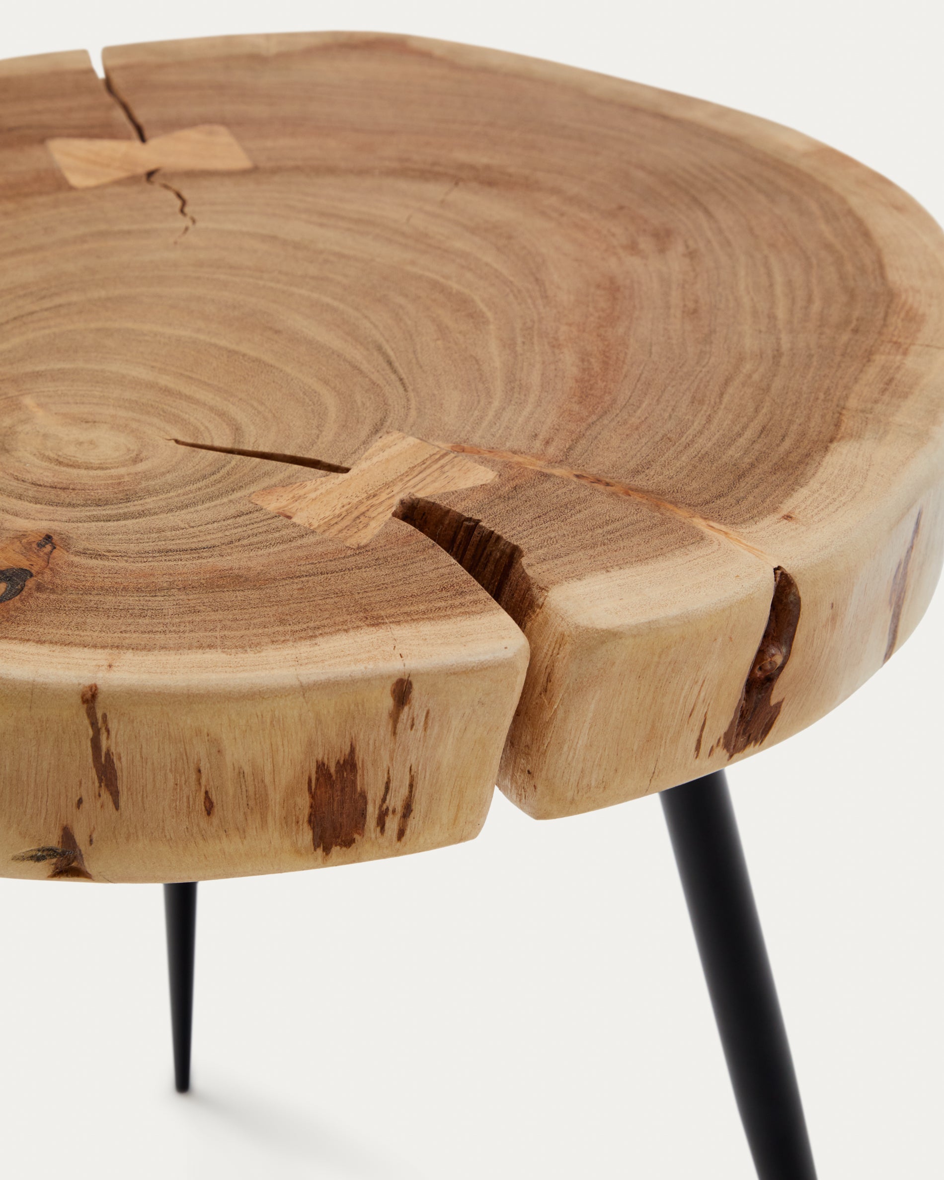 Eider side table made of solid acacia wood and steel Ø 40 x 40 cm