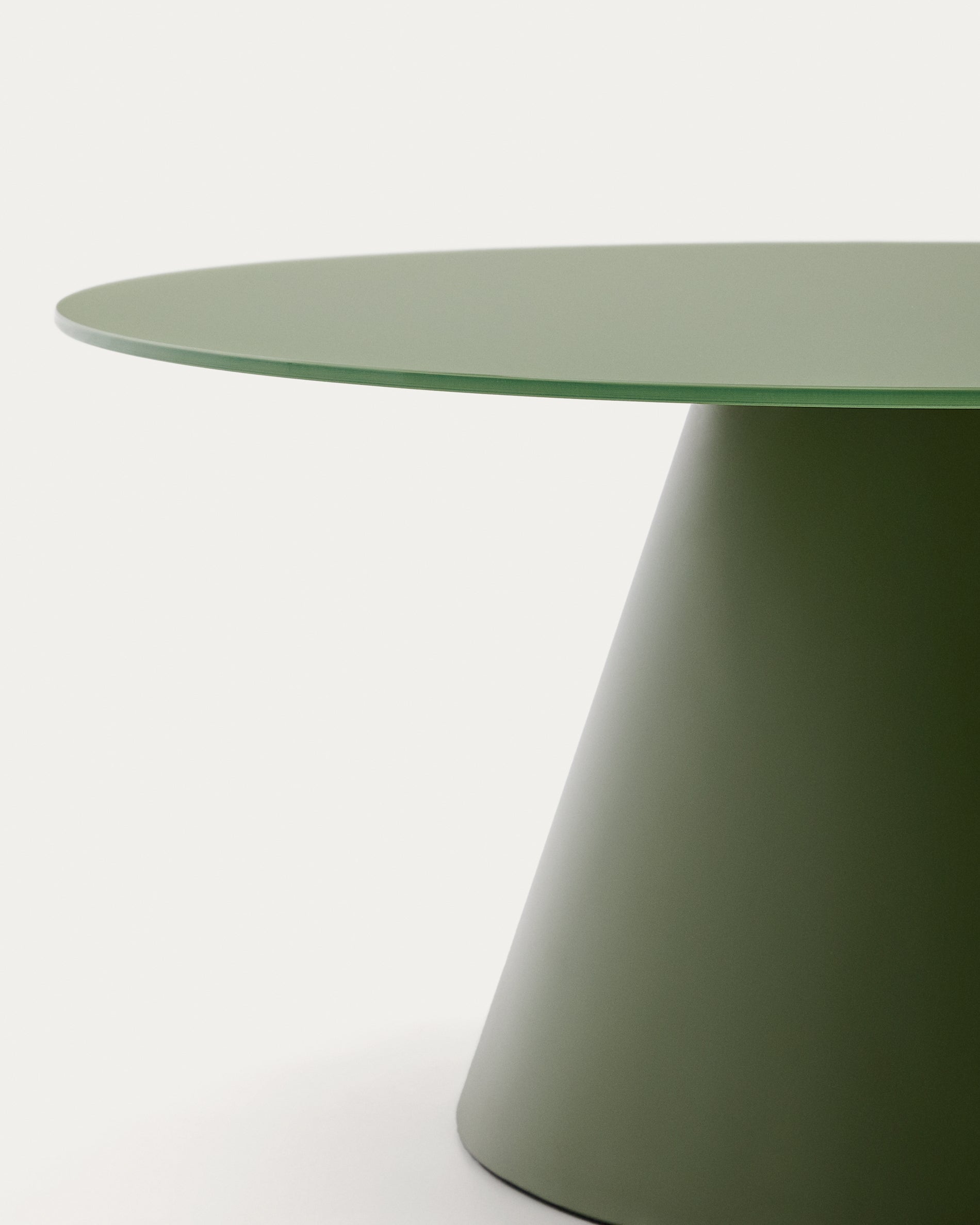 Wilshire coffee table with frosted tempered glass and matt green painted steel finish Ø80cm - Detail