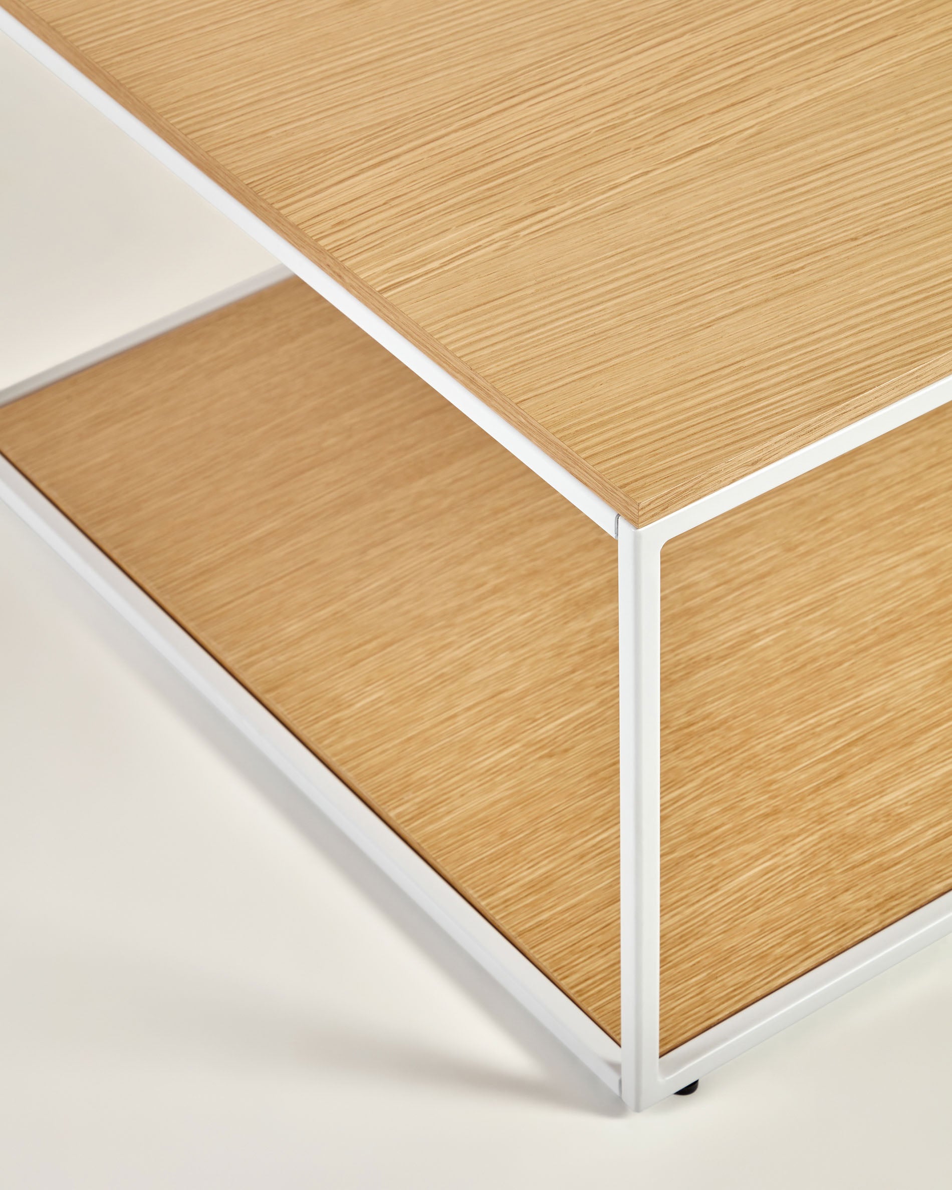 Yoana coffee table with oak veneer table top and base, white metal structure, 110 x 60 cm - Detail