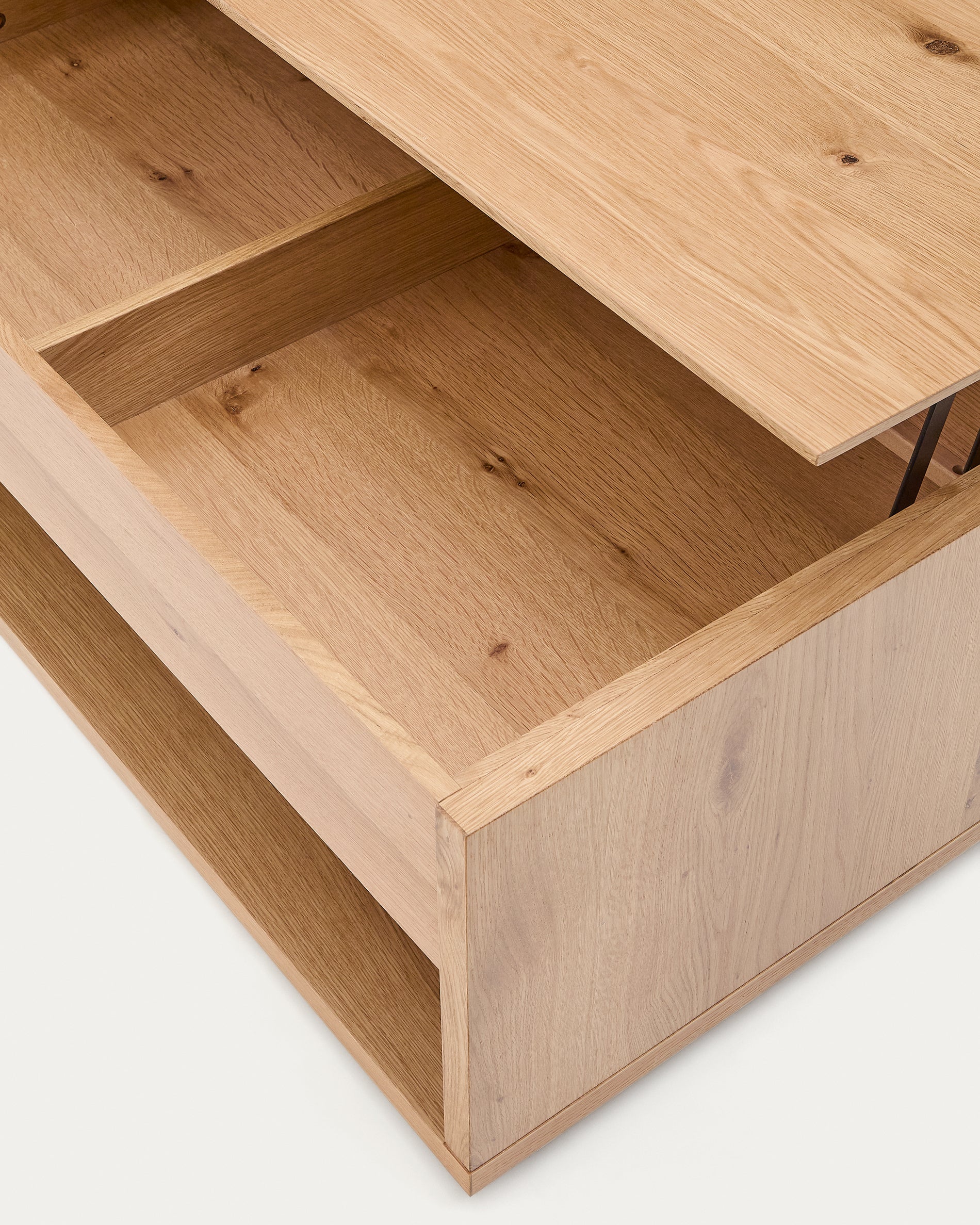 Alguema raisable coffee table in oak veneer with natural finish 120 x 60 cm - Detail