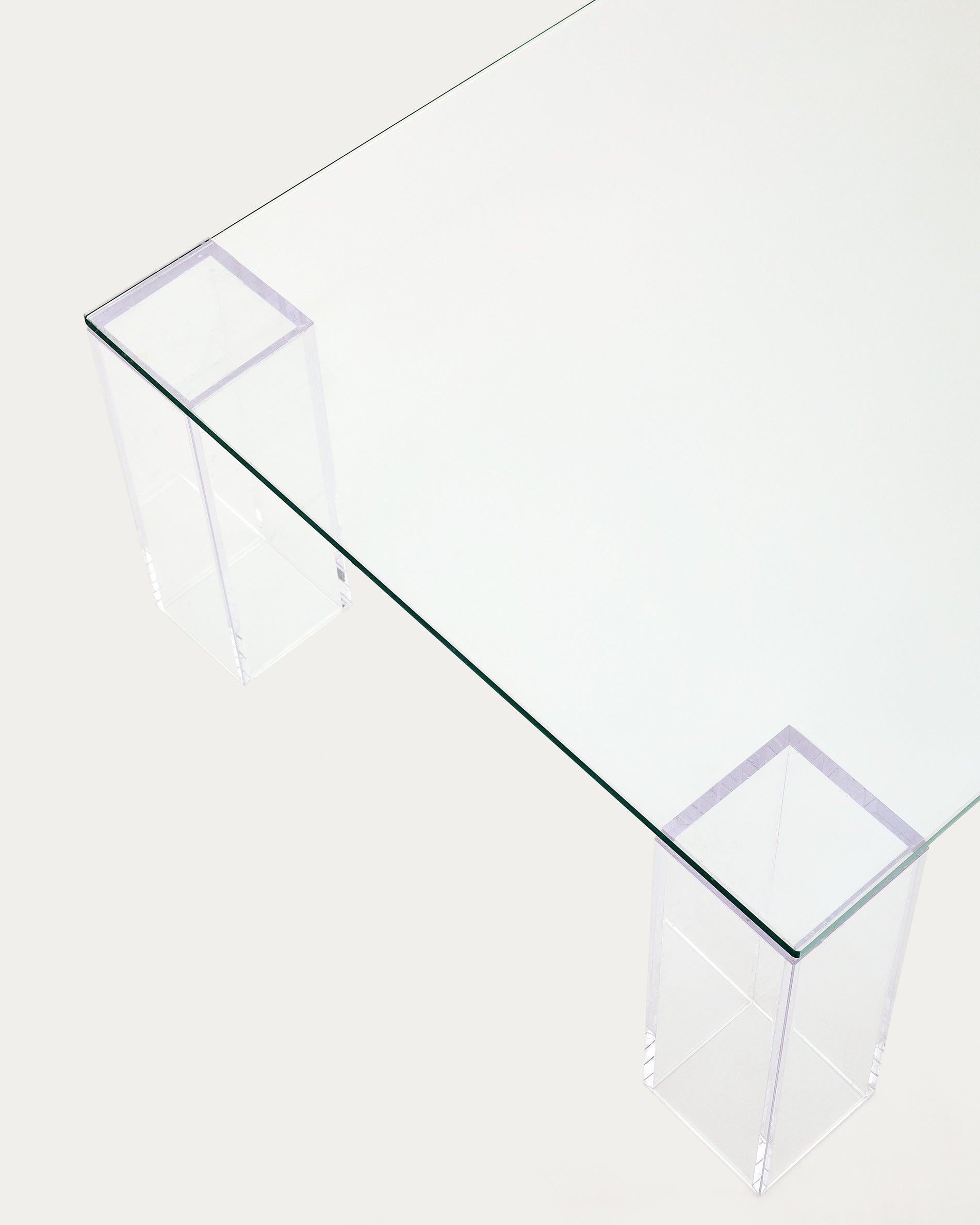 Adularia transparent, tempered glass coffee table, 140 x 60 cm