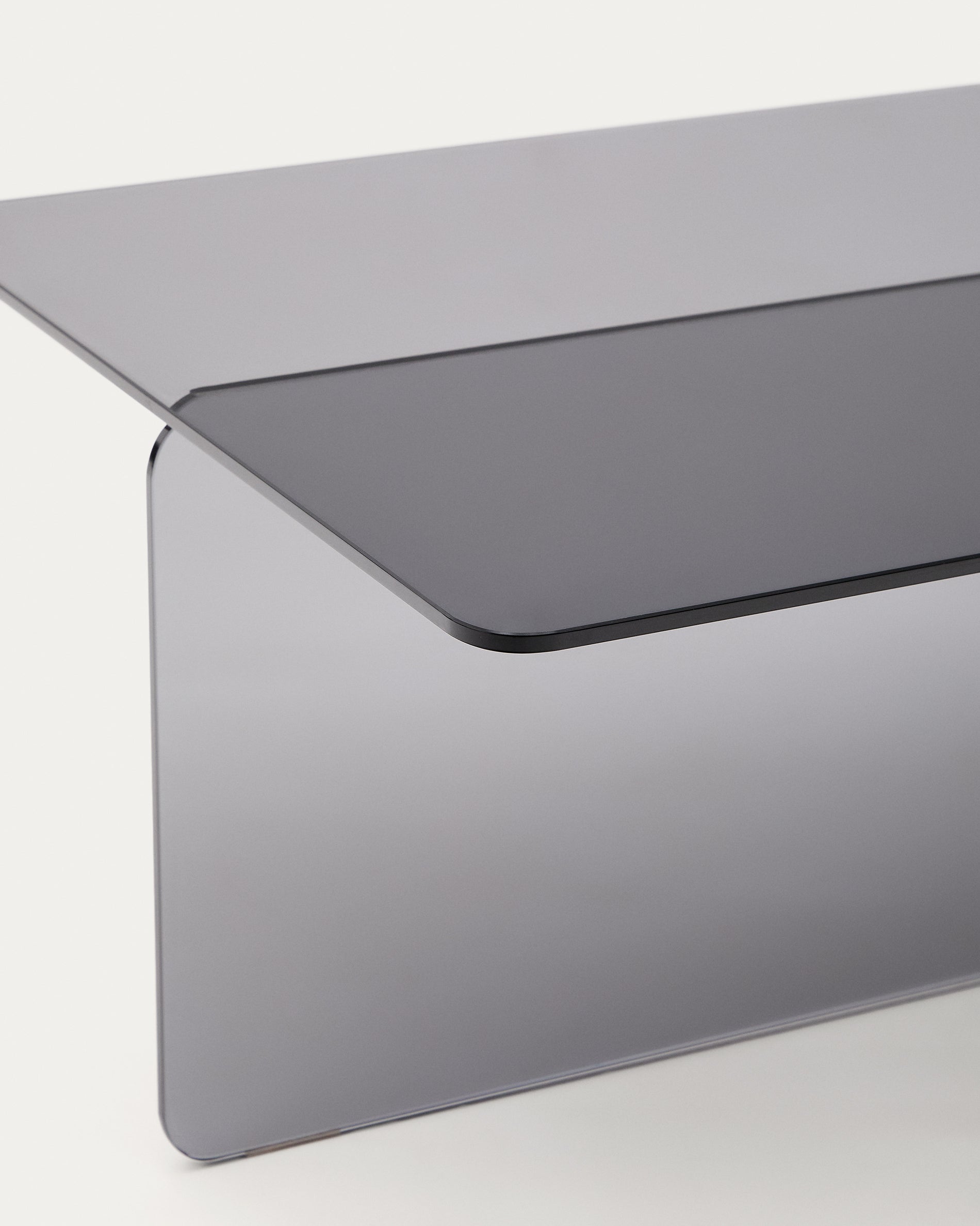 Zaren grey, tempered-glass coffee table, 120 x 60 cm - Detail