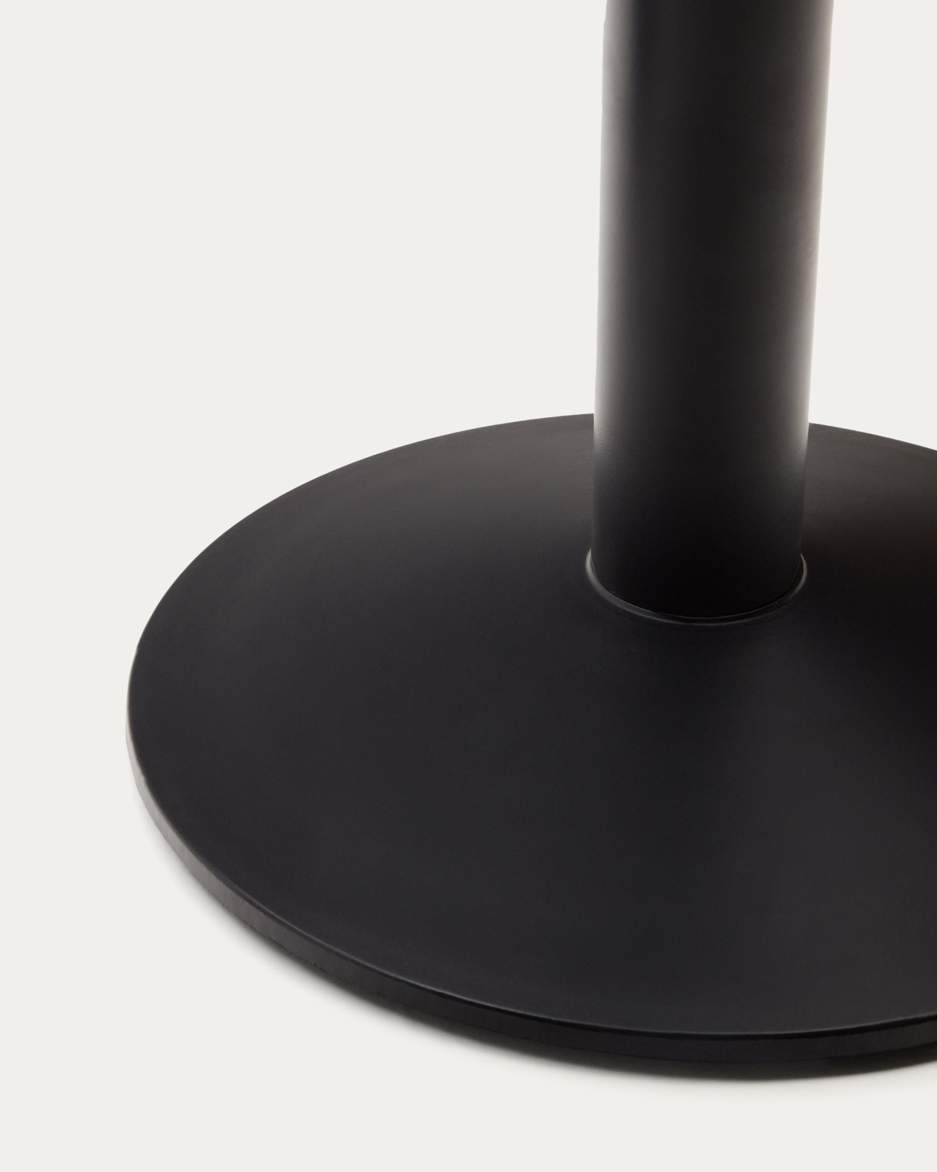 Esilda round outdoor table in black, painted black metal legs, Ø 90 x 70 cm