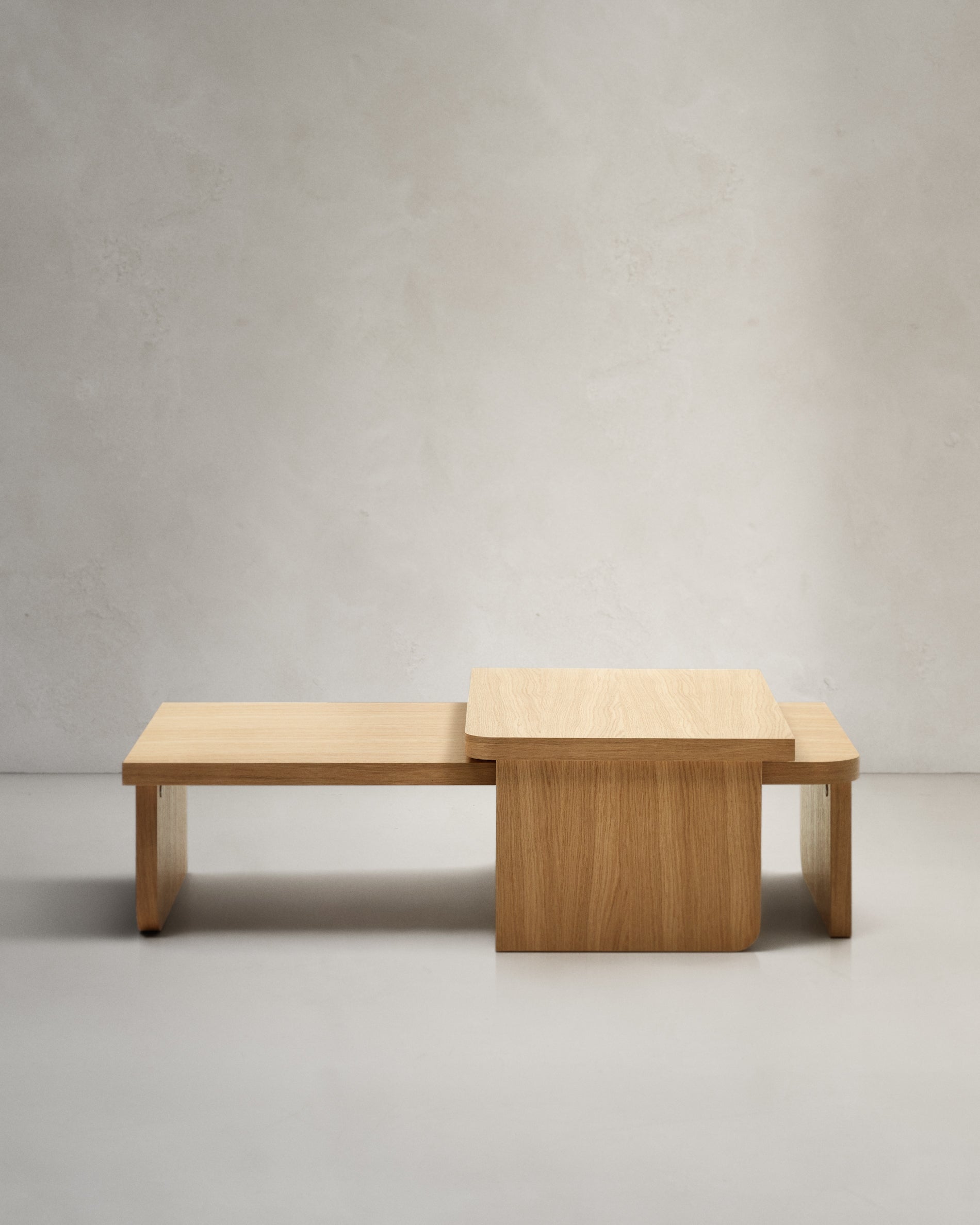 Oaq set of 2 coffee tables in oak wood veneer with natural finish FSC Mix Credit - Product View