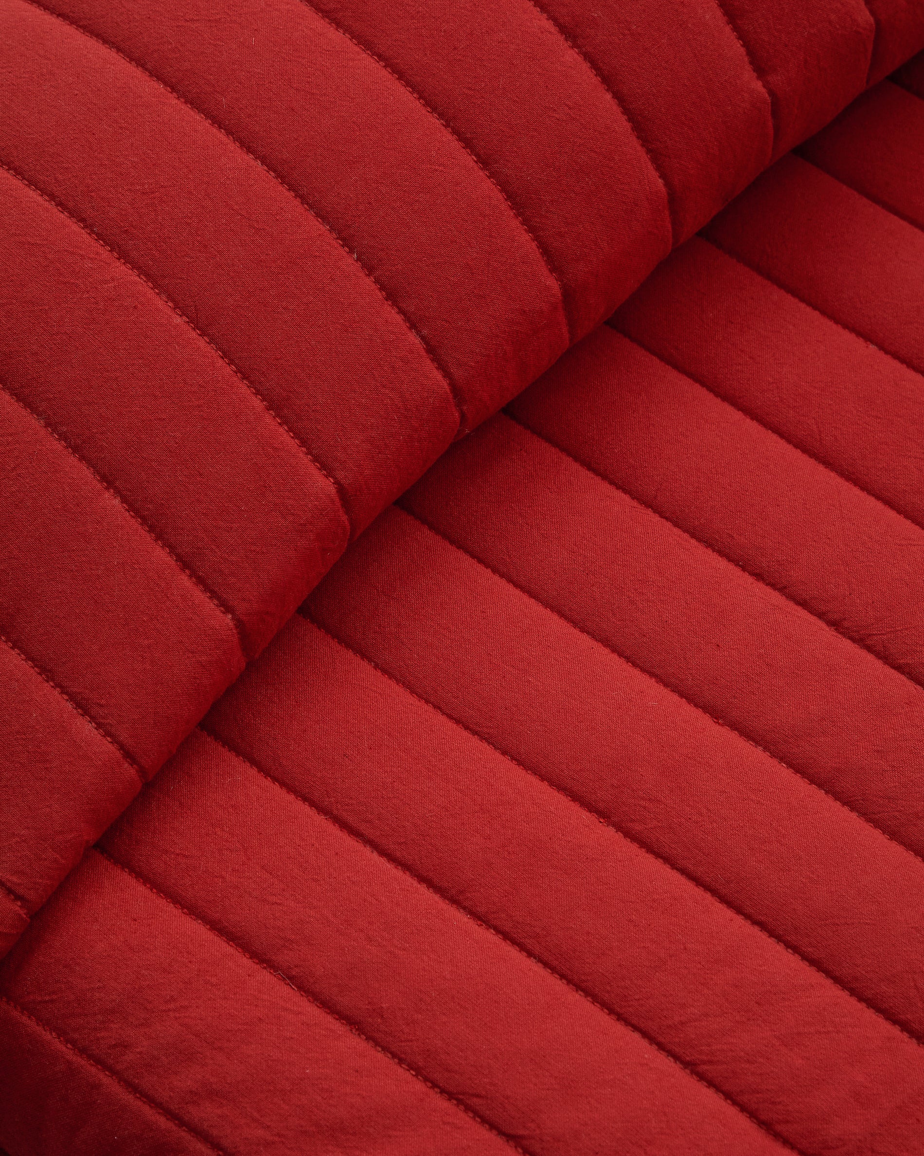 Sini red bedspread made of 100% organic cotton for 90 cm beds - Detail