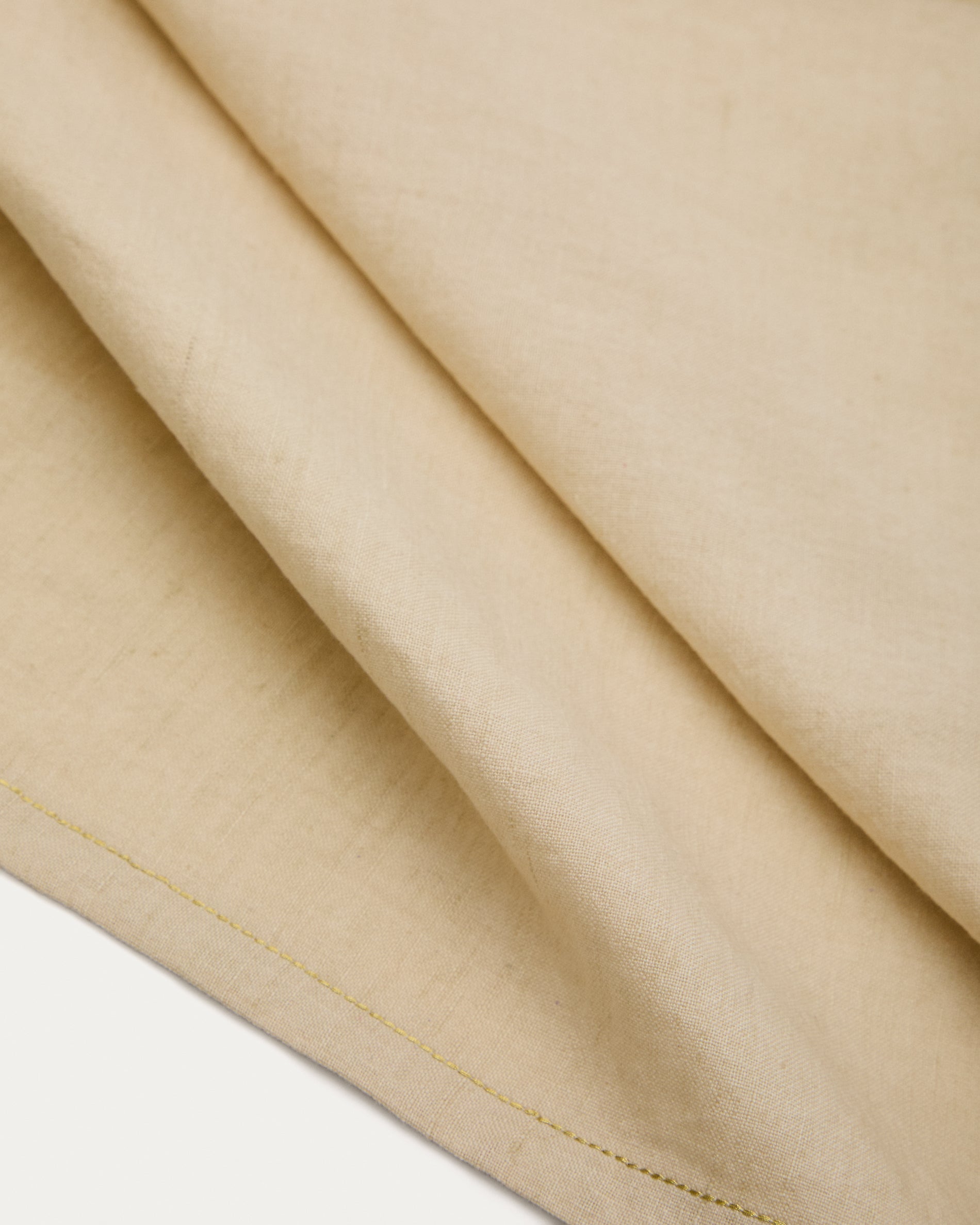 Oreti set of beige cotton and linen napkins with gold-coloured lurex embroidered detail - Detail