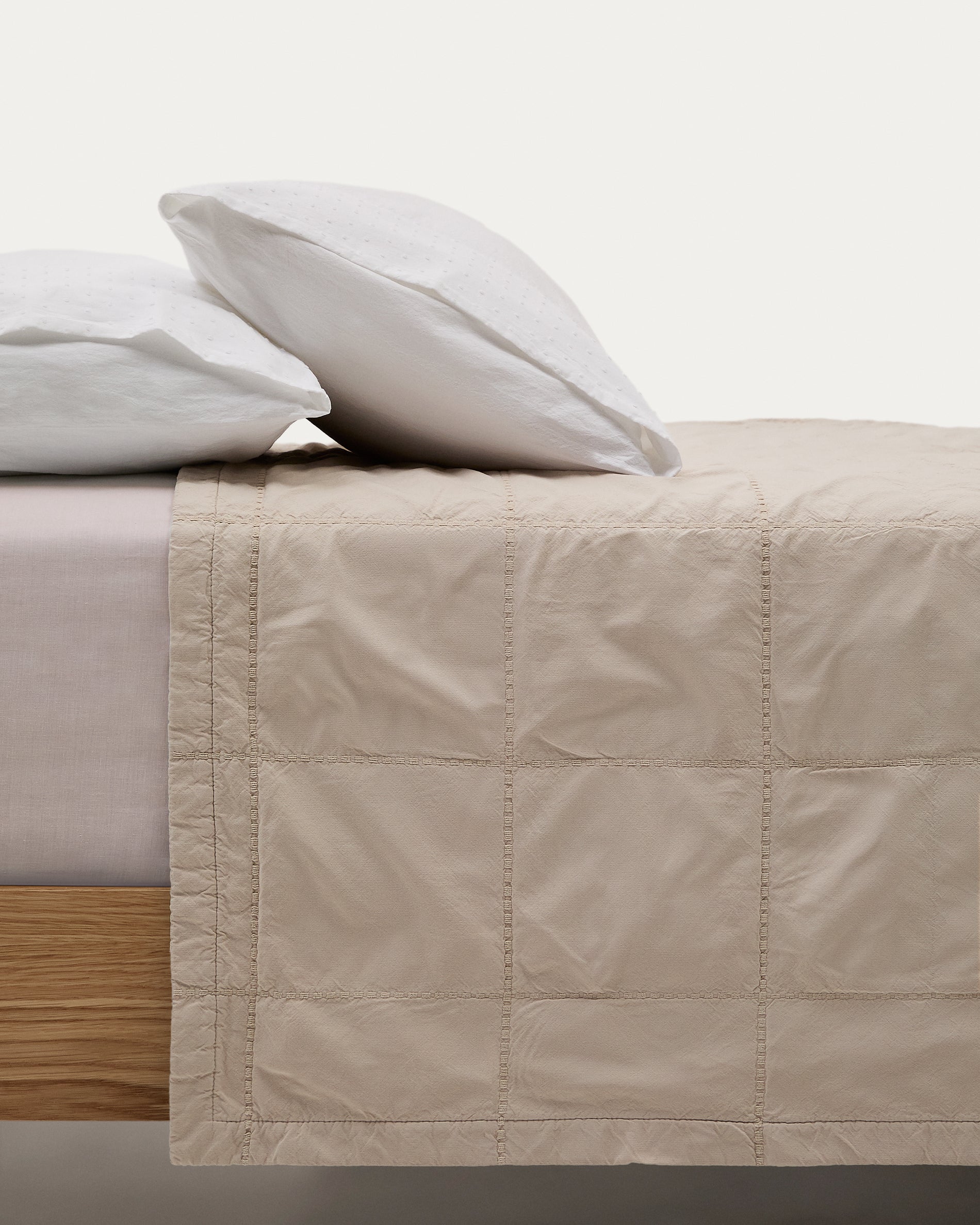 Isor chenille, 100% cotton bedspread with fantasy stripes for 150/160 cm bed - Product View
