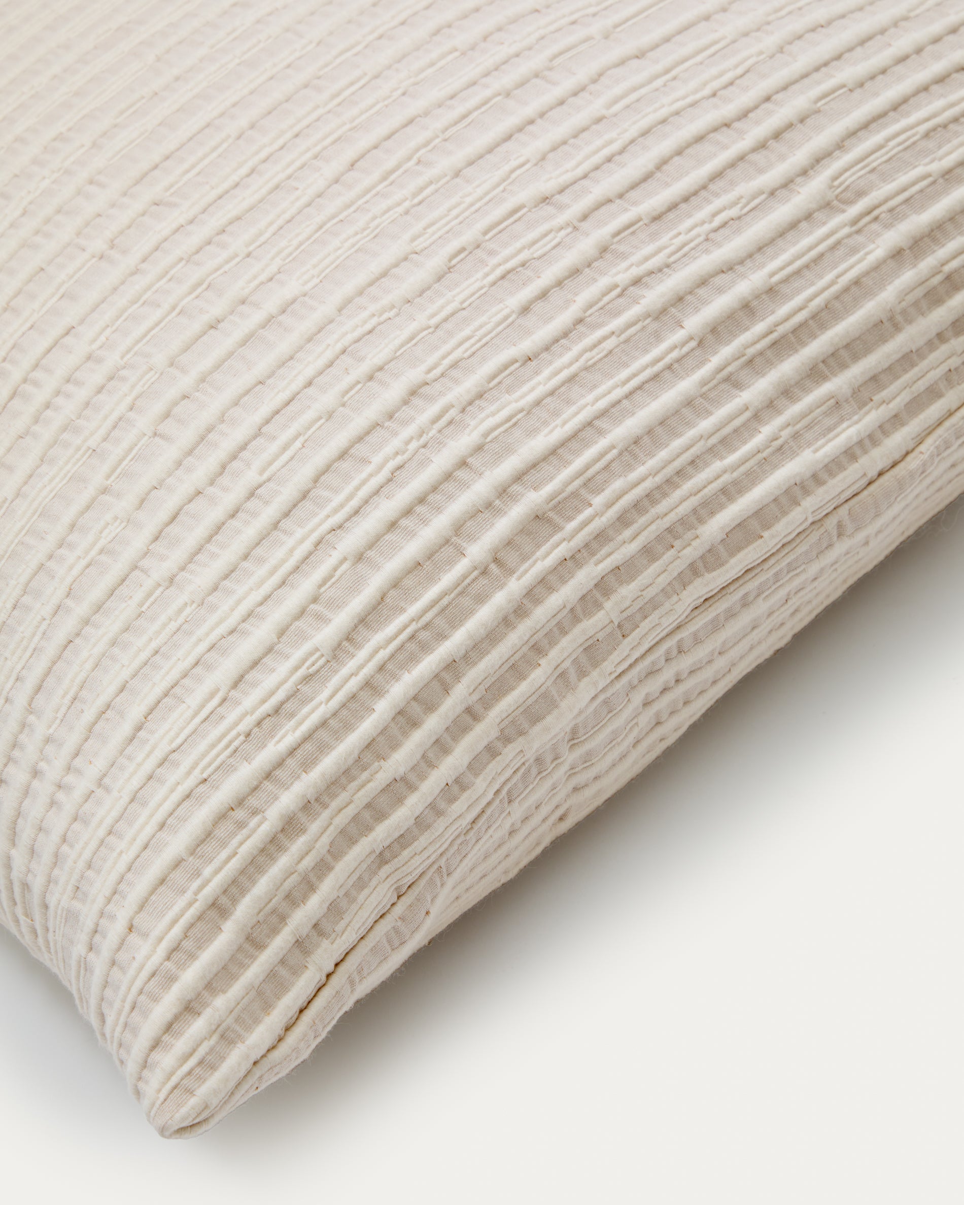Vindi set of two ecru, 100% cotton cushion covers with fantasy stripes 50 x 50 cm - Detail