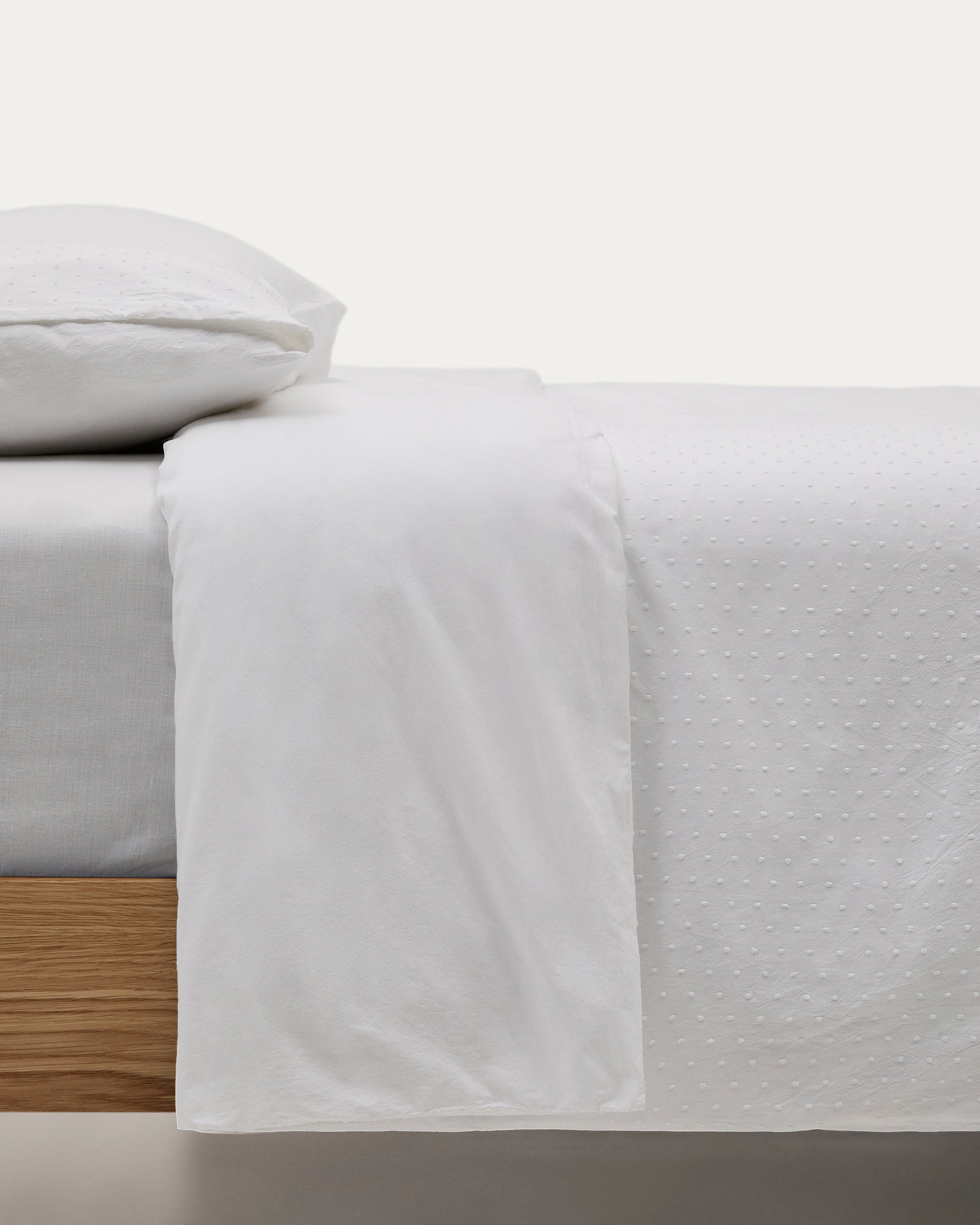 Atenie white duvet cover and pillowcase set, 100% cotton percale, plumeti detail, 90 cm bed - Product Image