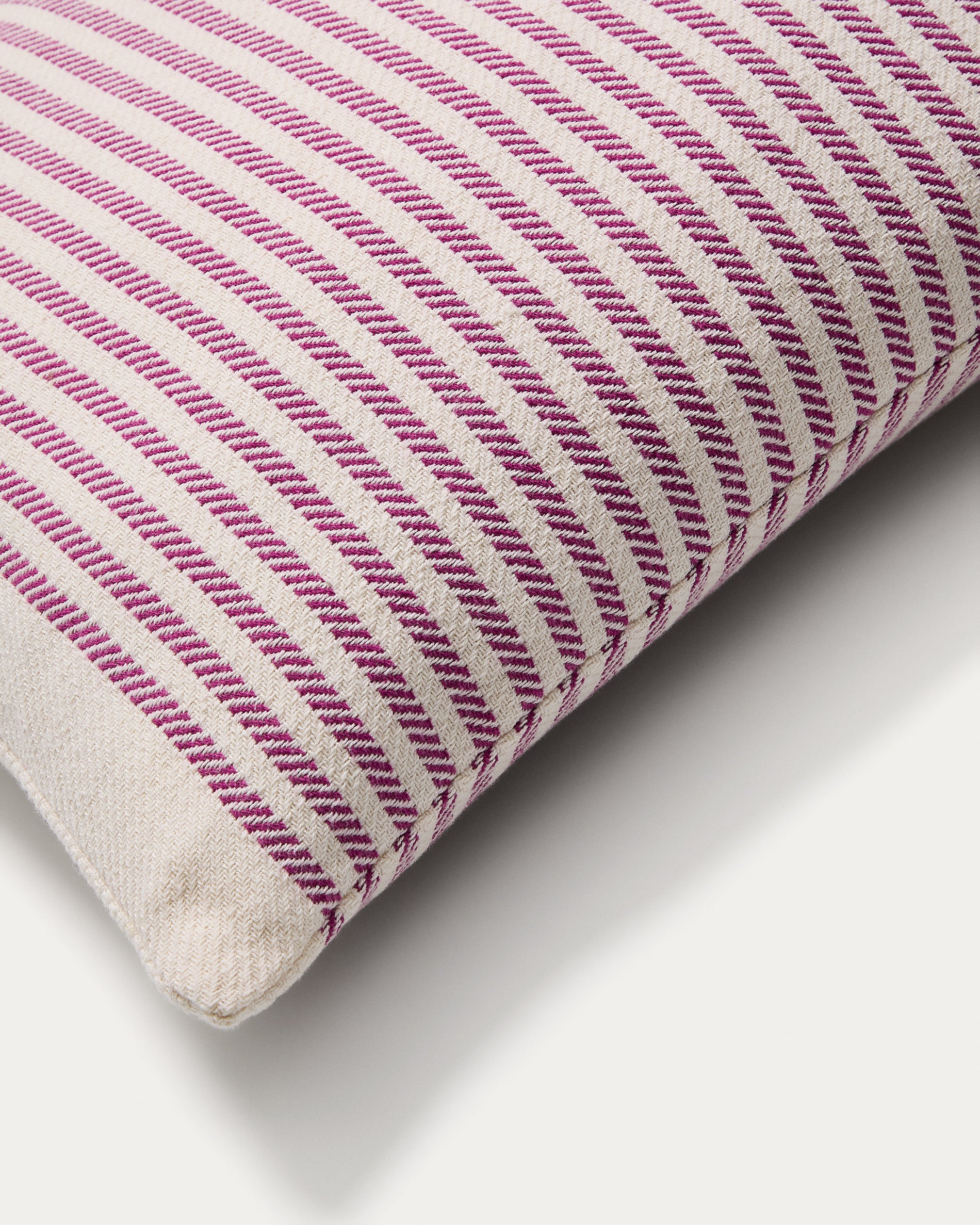 Lioris pink striped cotton cushion cover 60 x 40cm - Detail