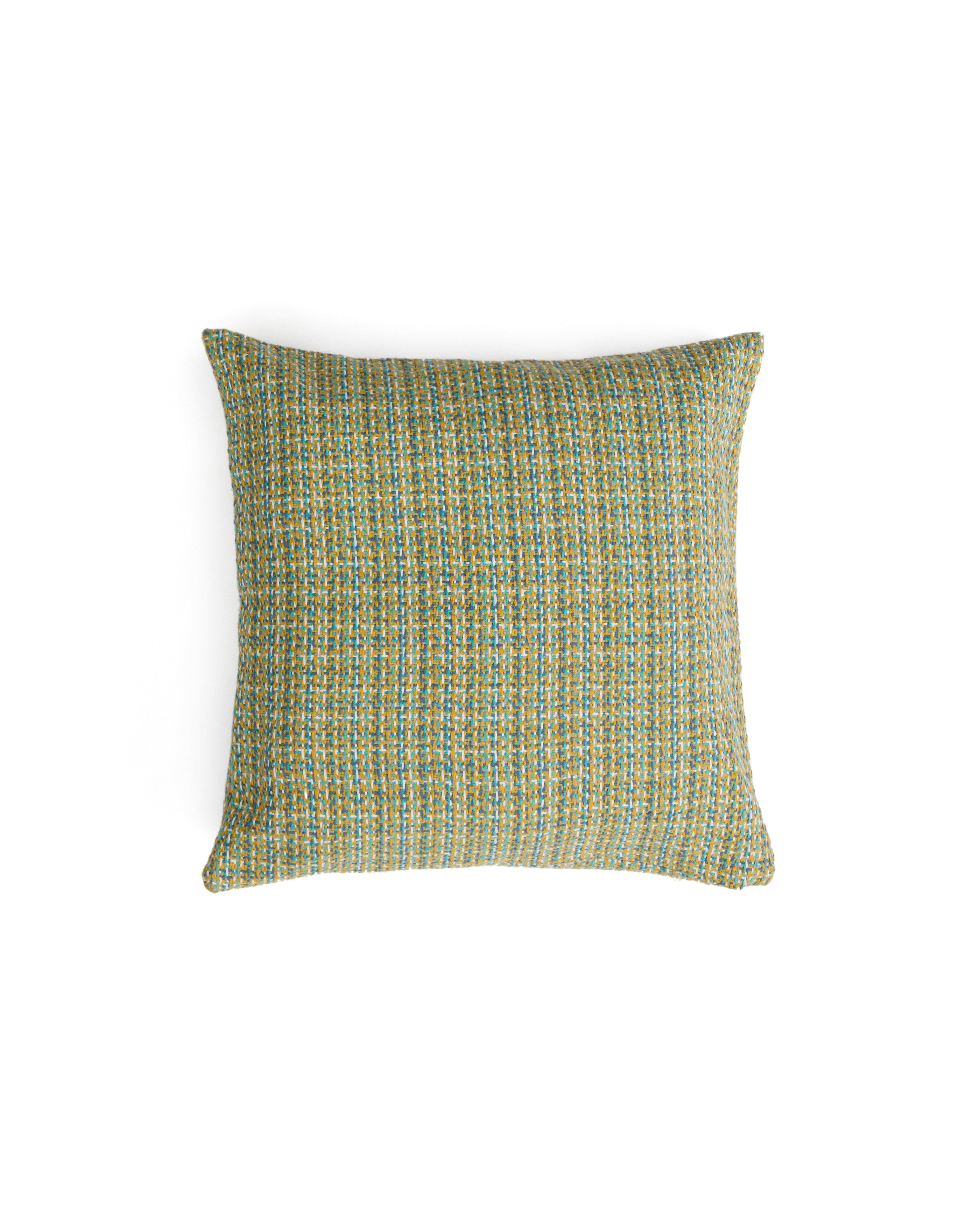 Nivara cushion cover with green structured fabric 50 x 50cm - Product Image