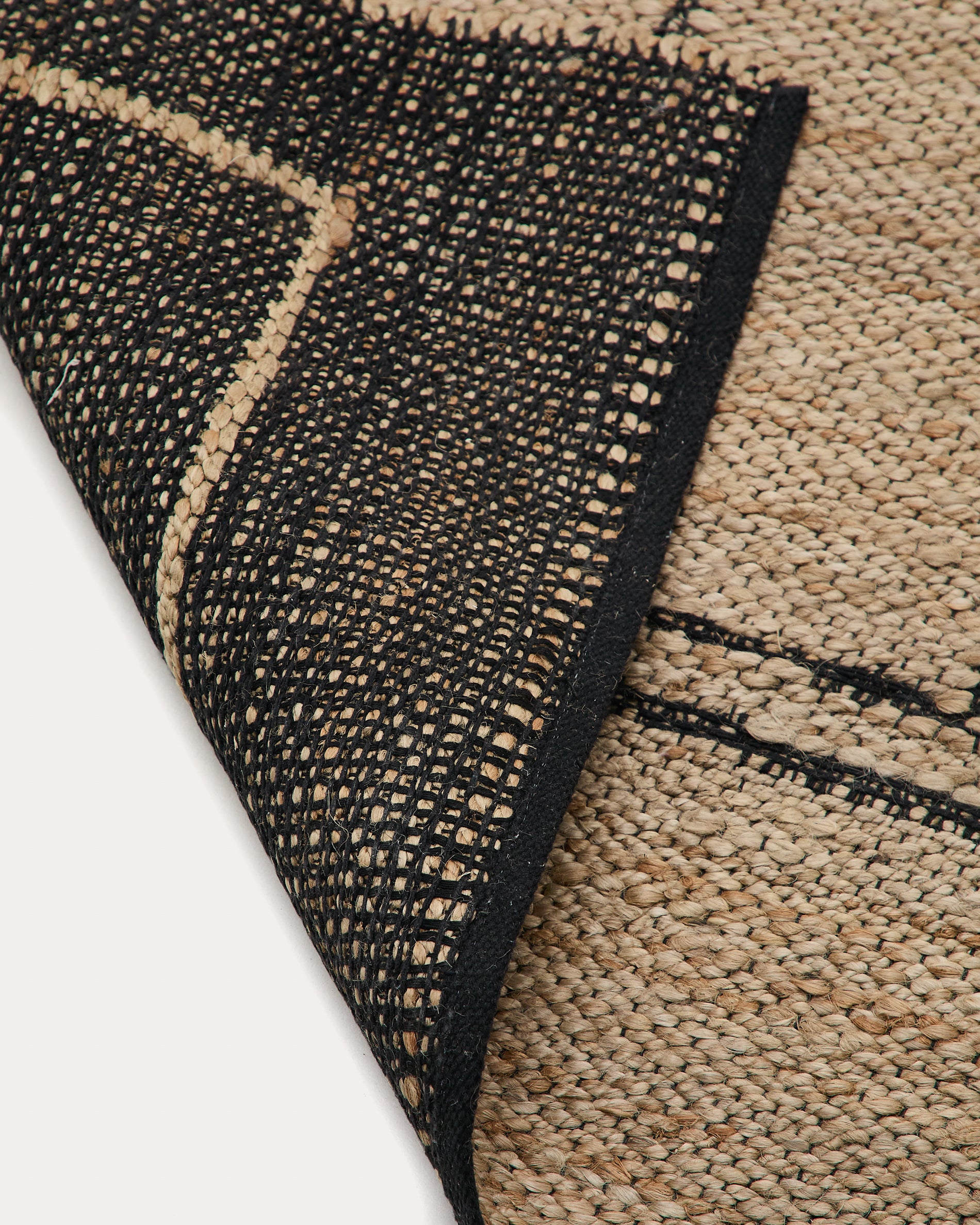 Graphic rug Velira in jute 200 x 300 cm - Detail