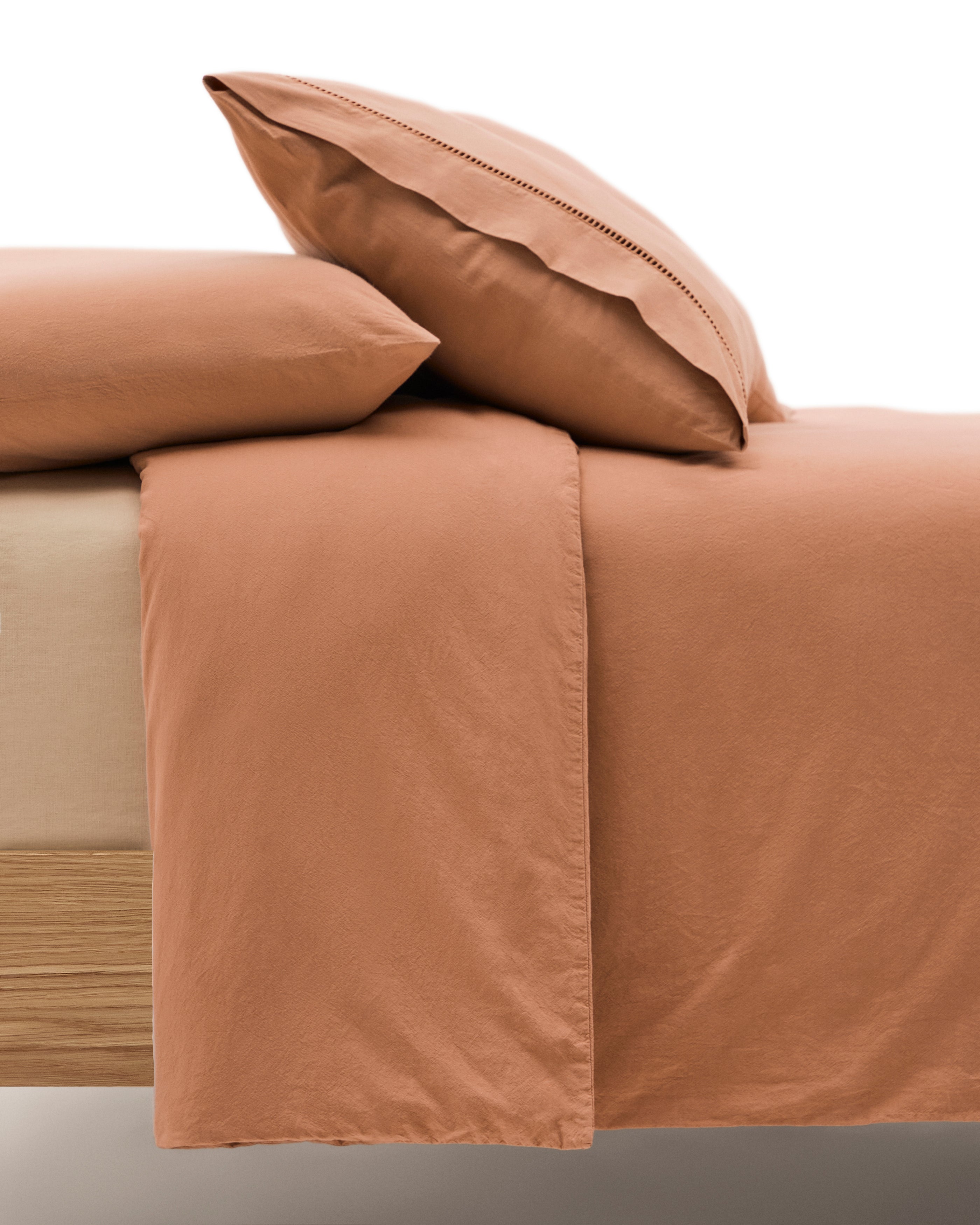 Caline Set of Duvet Cover and Pillowcases in 100% Cotton Terracotta 180 cm Bed - Product Image