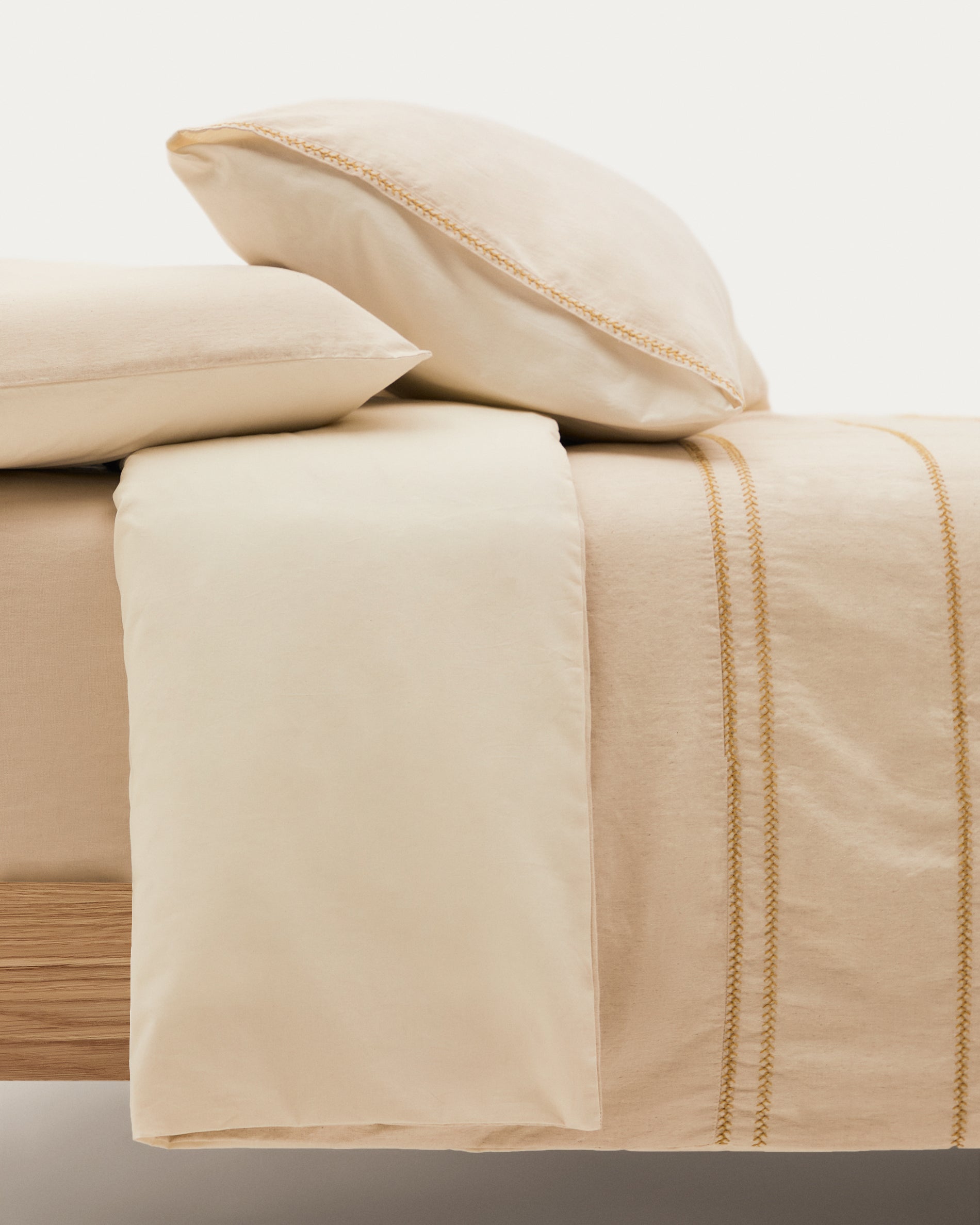 Linara Set of Duvet Cover and Pillowcases in Beige Cotton and Linen for 180cm Bed - Product View