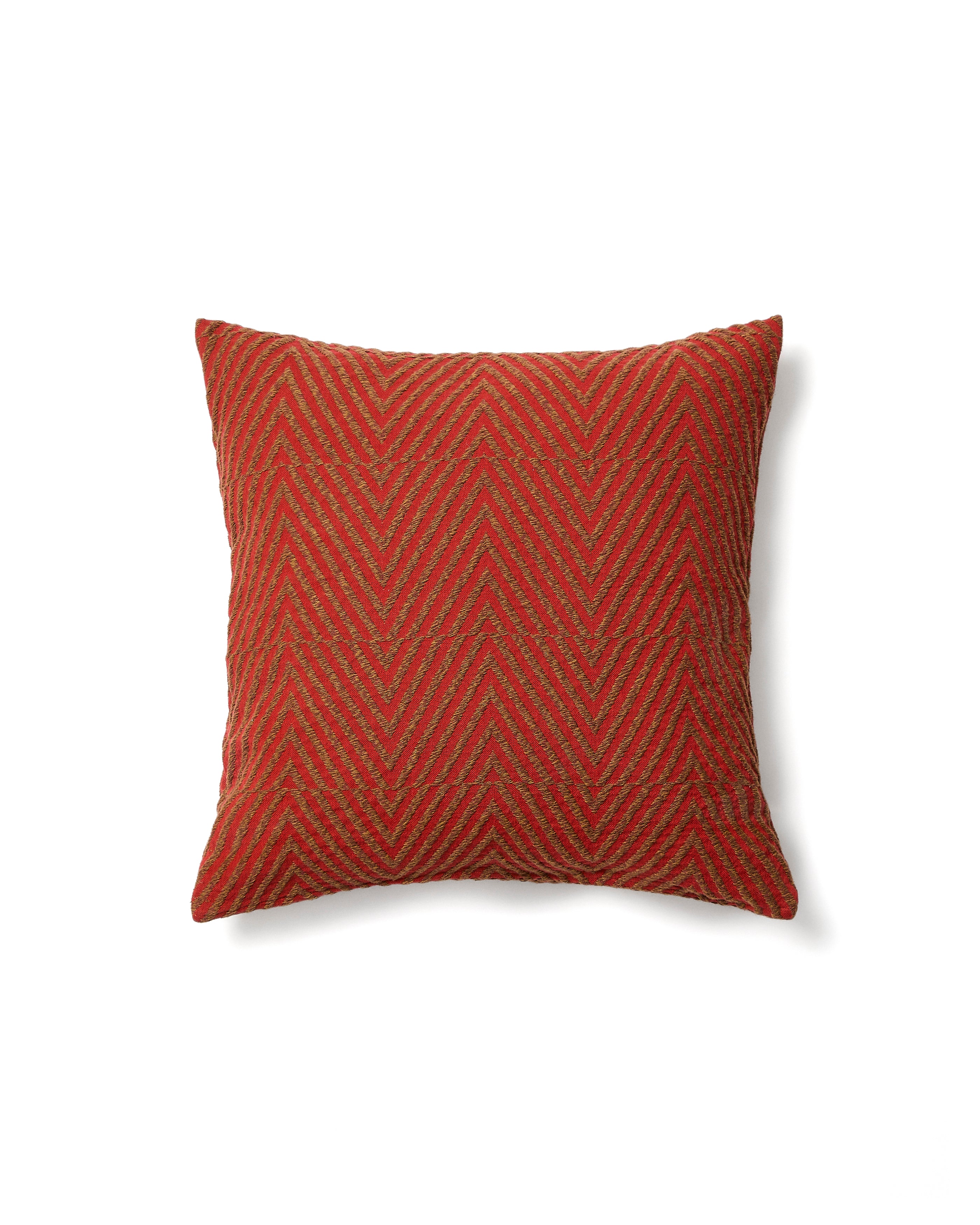 Lunver cushion cover in red chevron jacquard 50 x 50 cm - Product Image