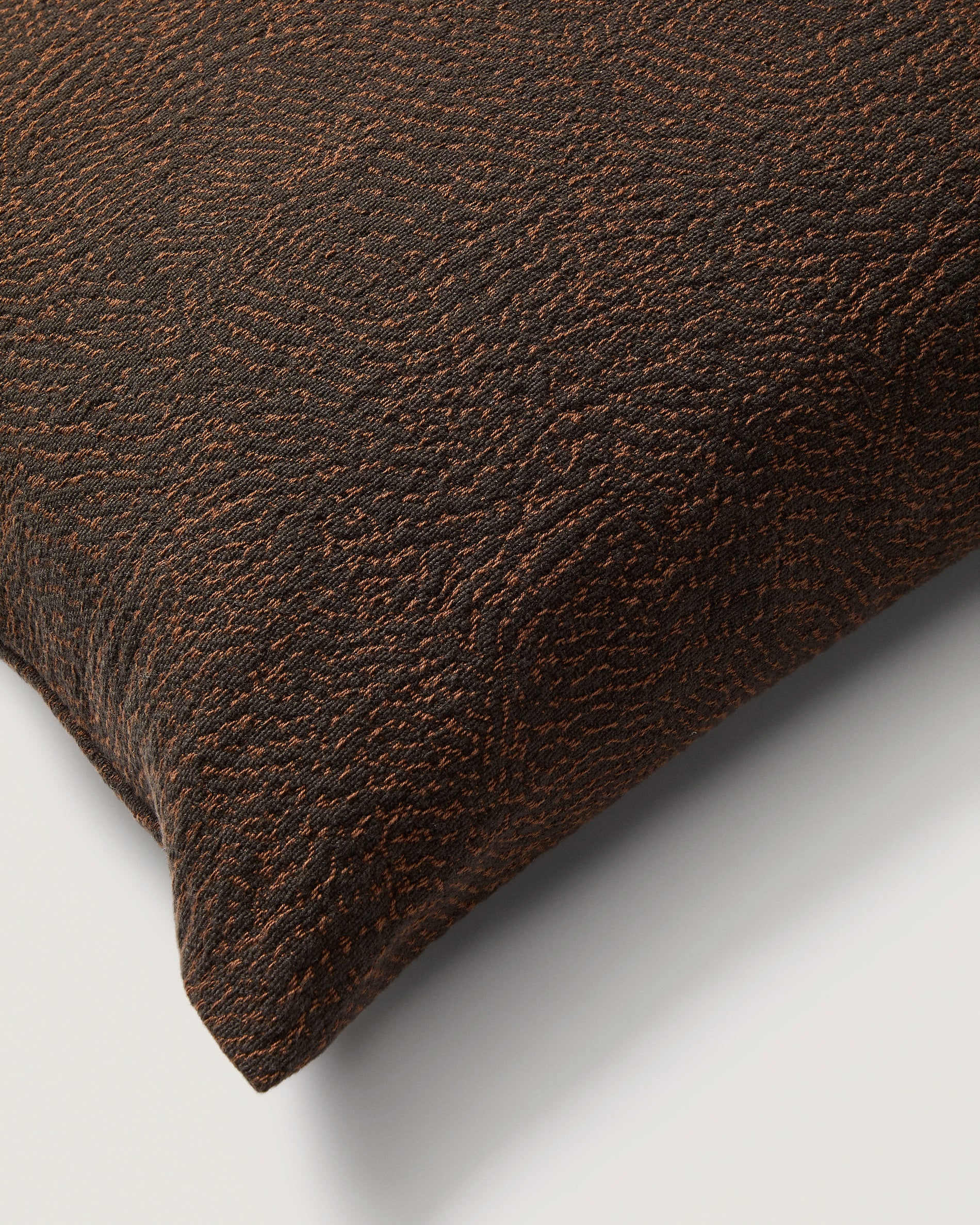 Junie cushion cover in brown cotton jacquard 50 x 50 cm - Detail