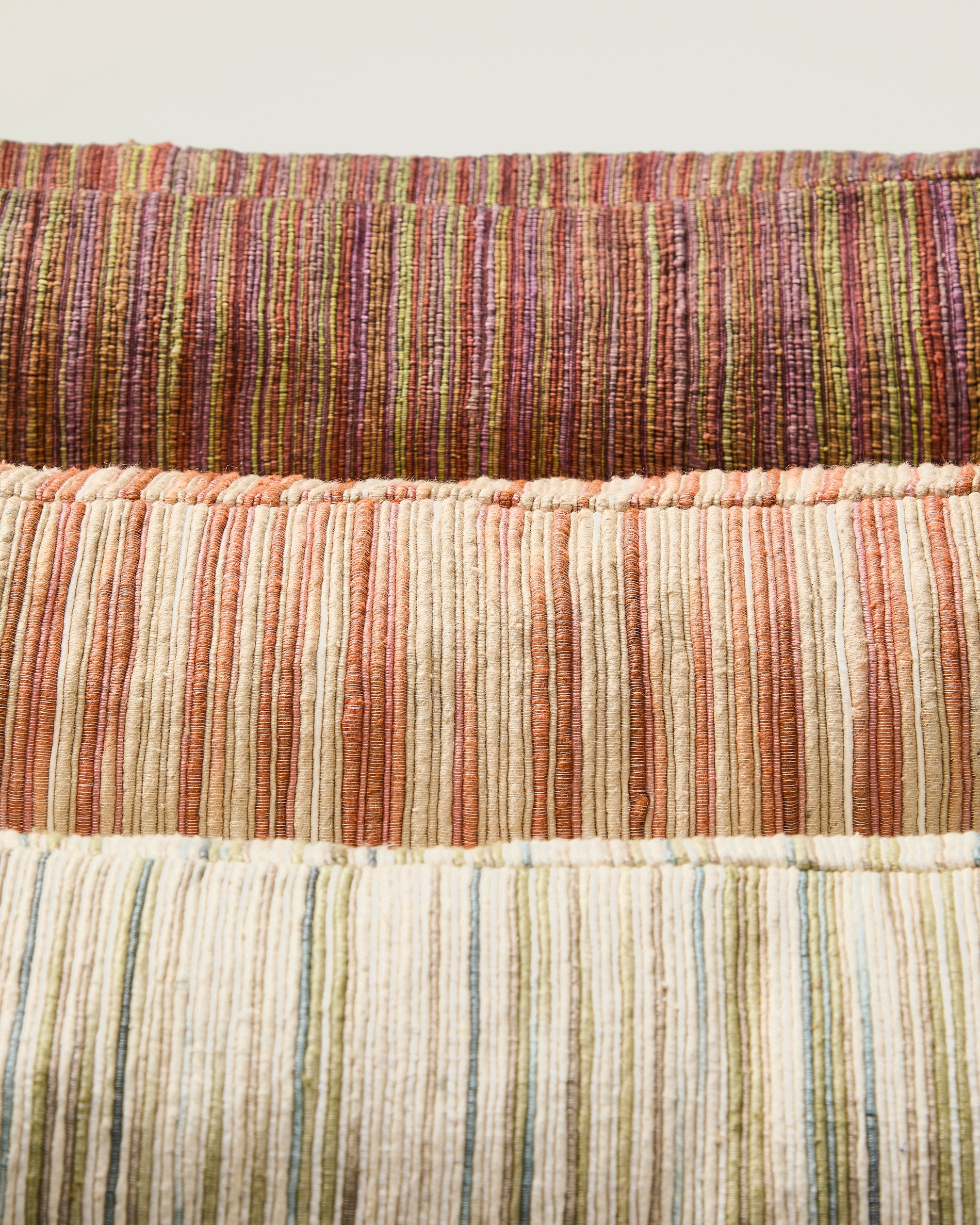 Zilora green and beige striped silk blend jacquard cushion cover 45 x 45cm - Detail