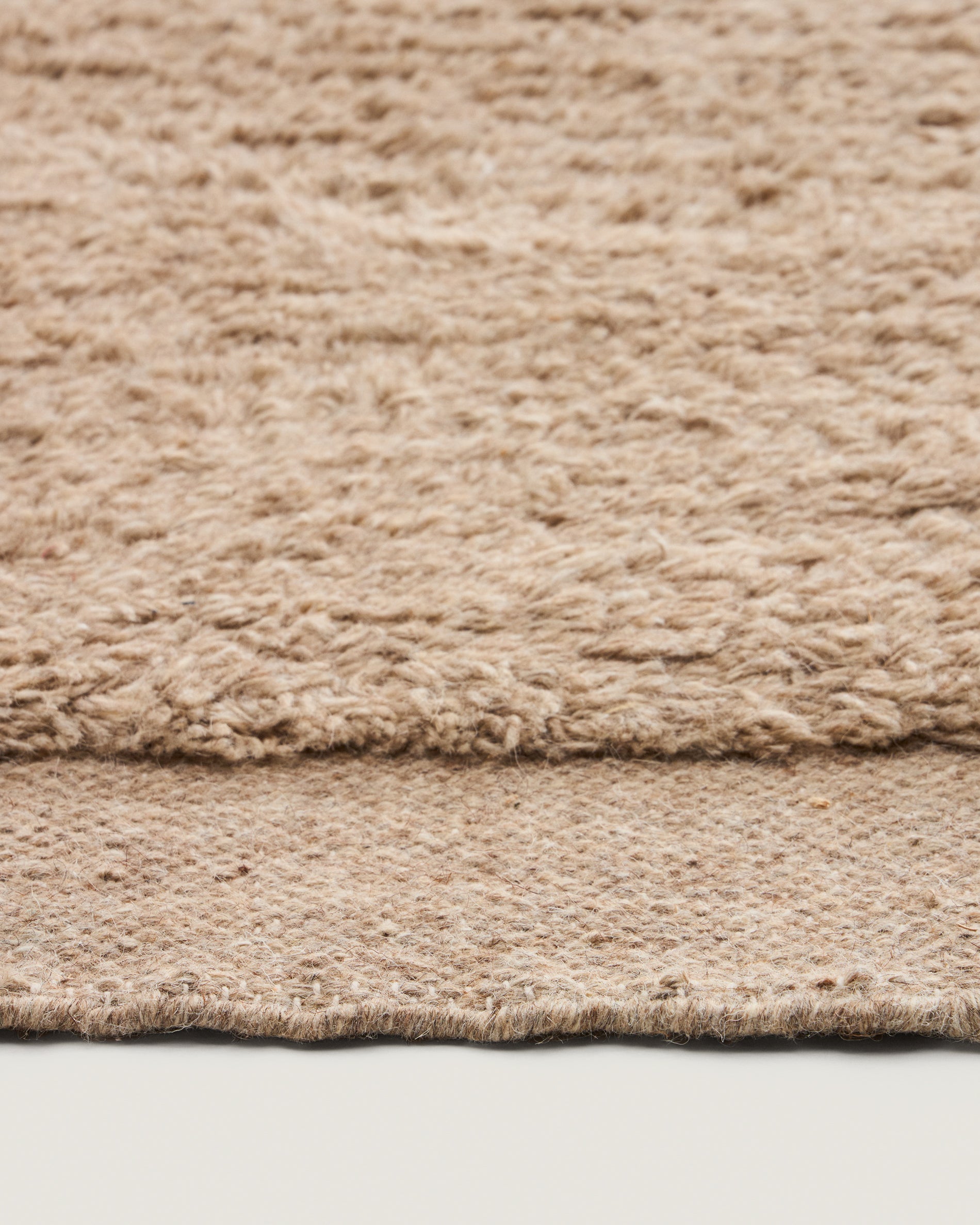 Marely beige wool runner rug 200 x 80cm - Detail