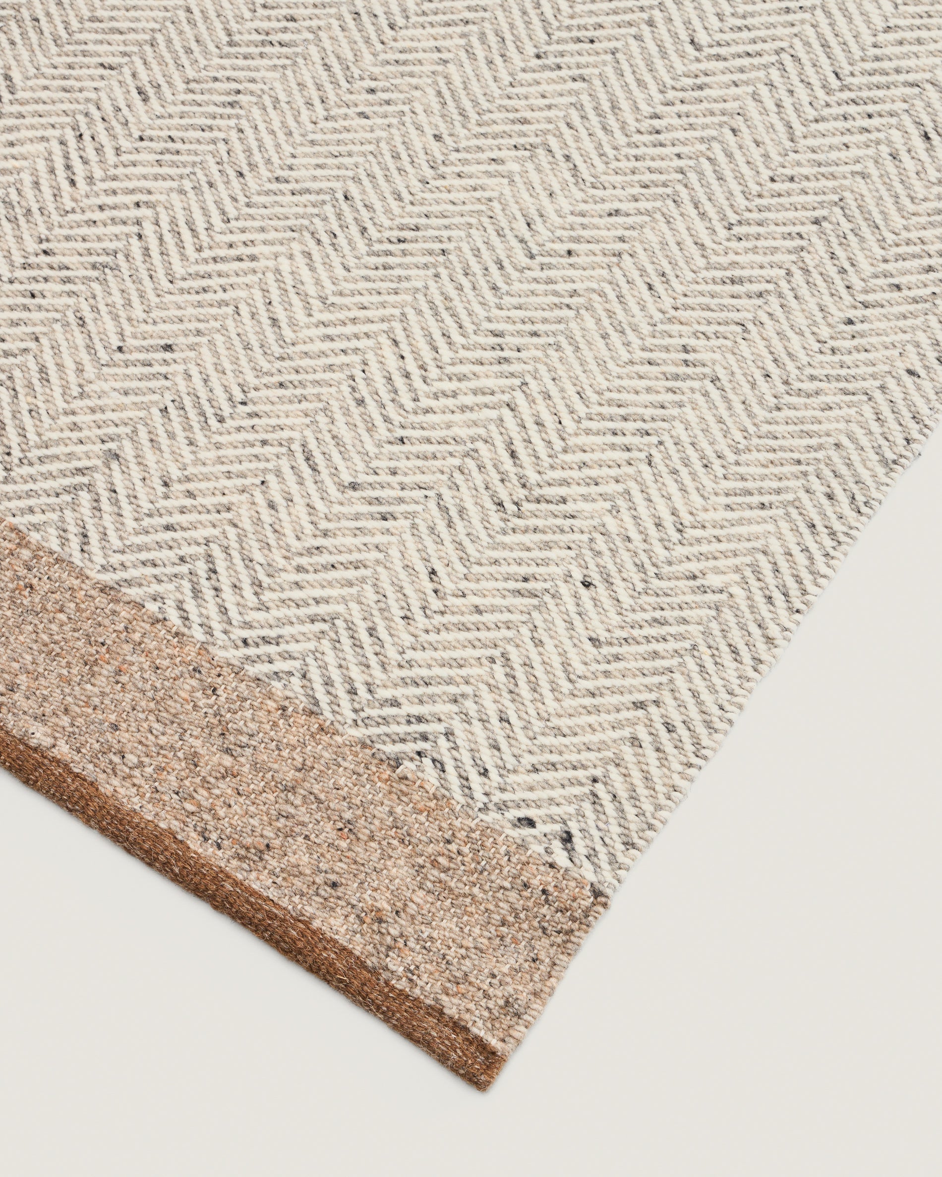 Nifelia beige wool jacquard runner rug 200 x 80cm - Detail