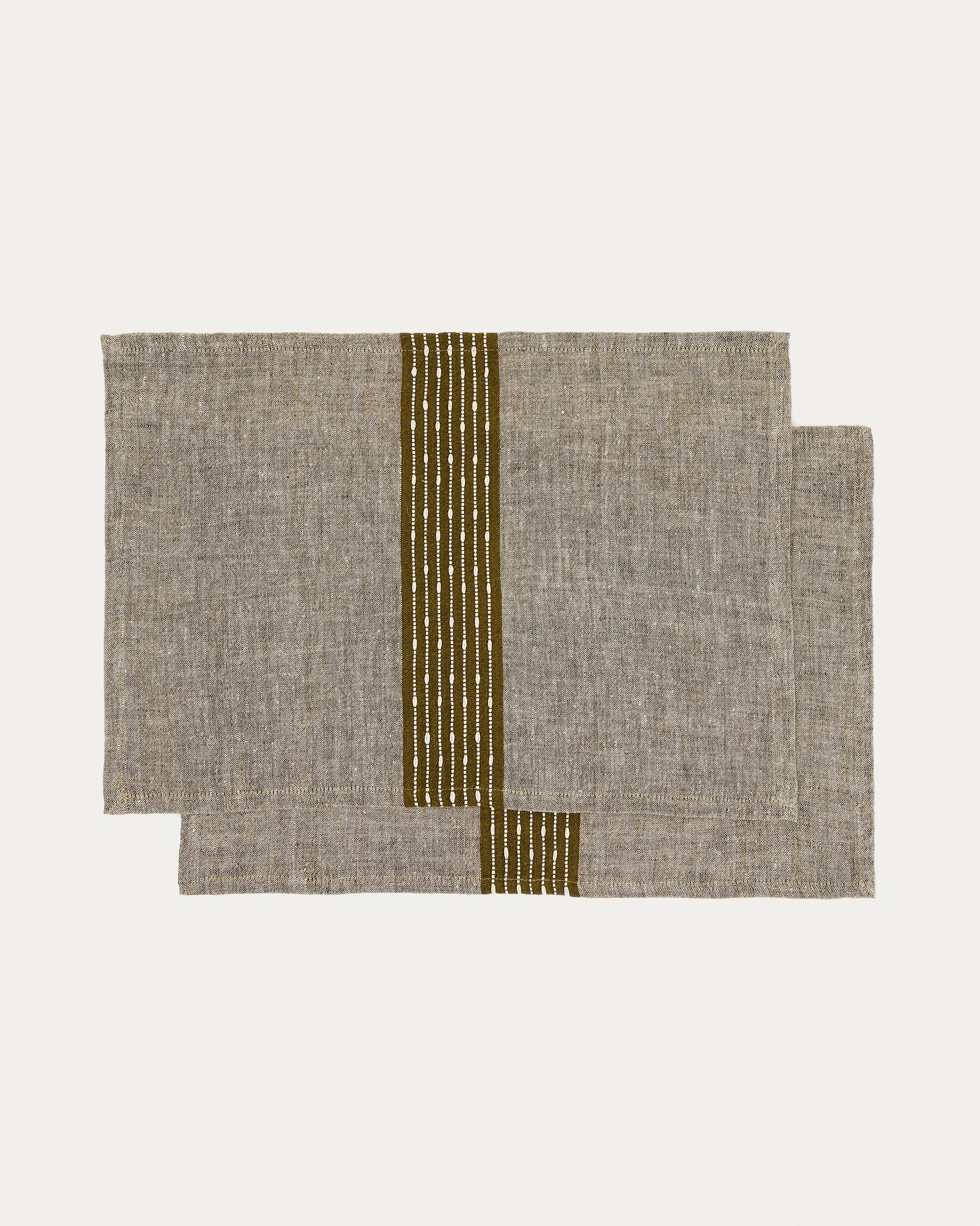 Calena set of 2 placemats linen jacquard with green central stripe 35 x 50 cm - Product View
