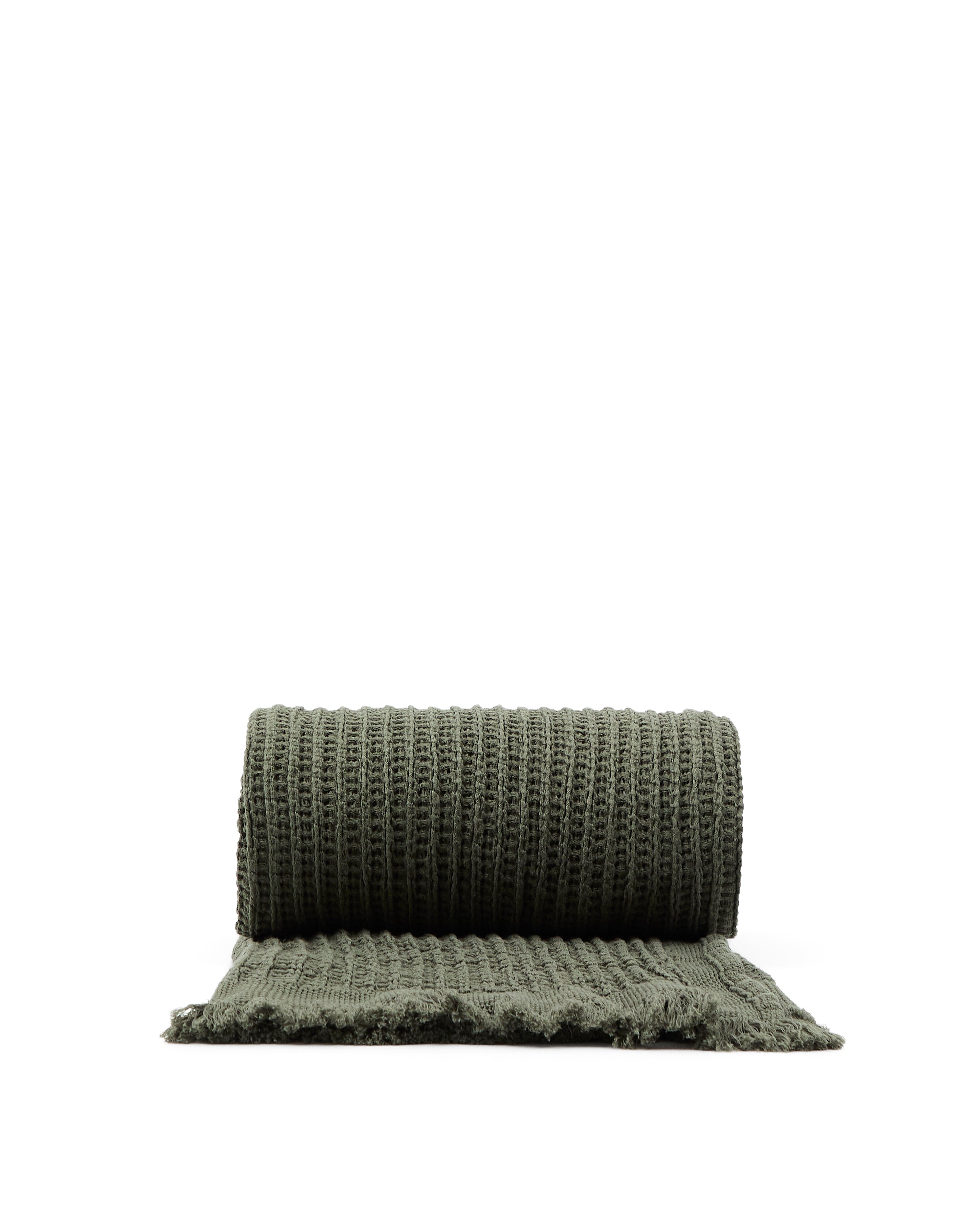 Nulina 100% cotton waffle blanket in green 130 x 170 cm - Product Image