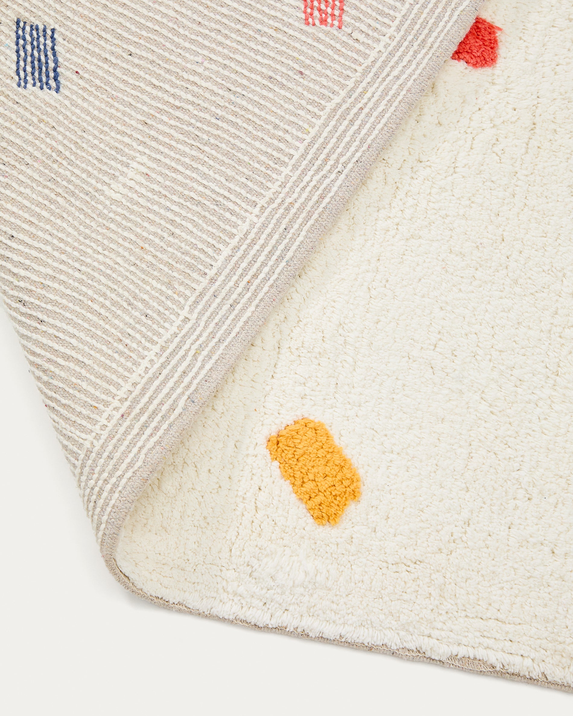 Epifania rug 100% white cotton with multicolour dots 90 x 150 cm - Detail