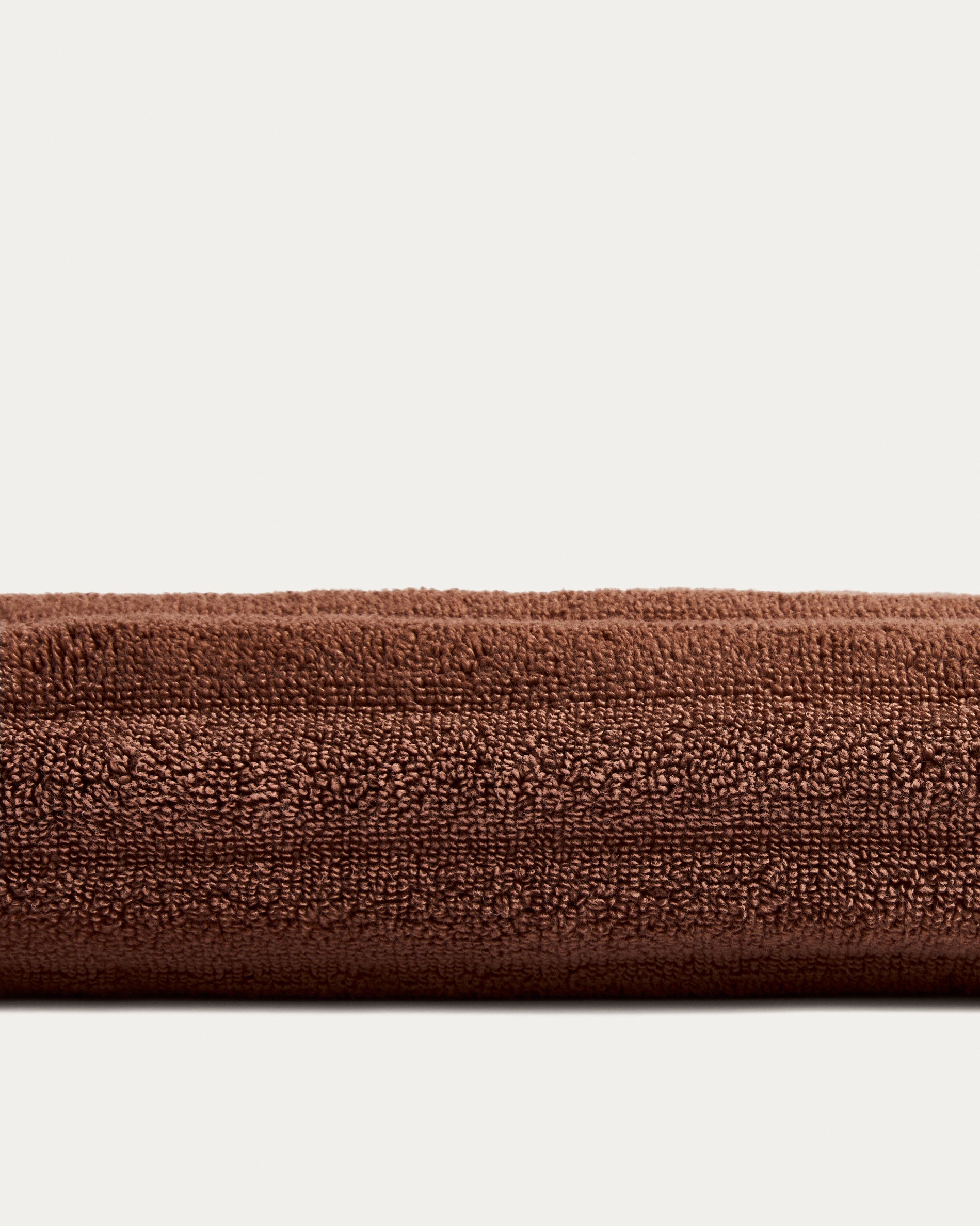 Navira 100% cotton dark brown hand towel 50 x 90cm - Detail