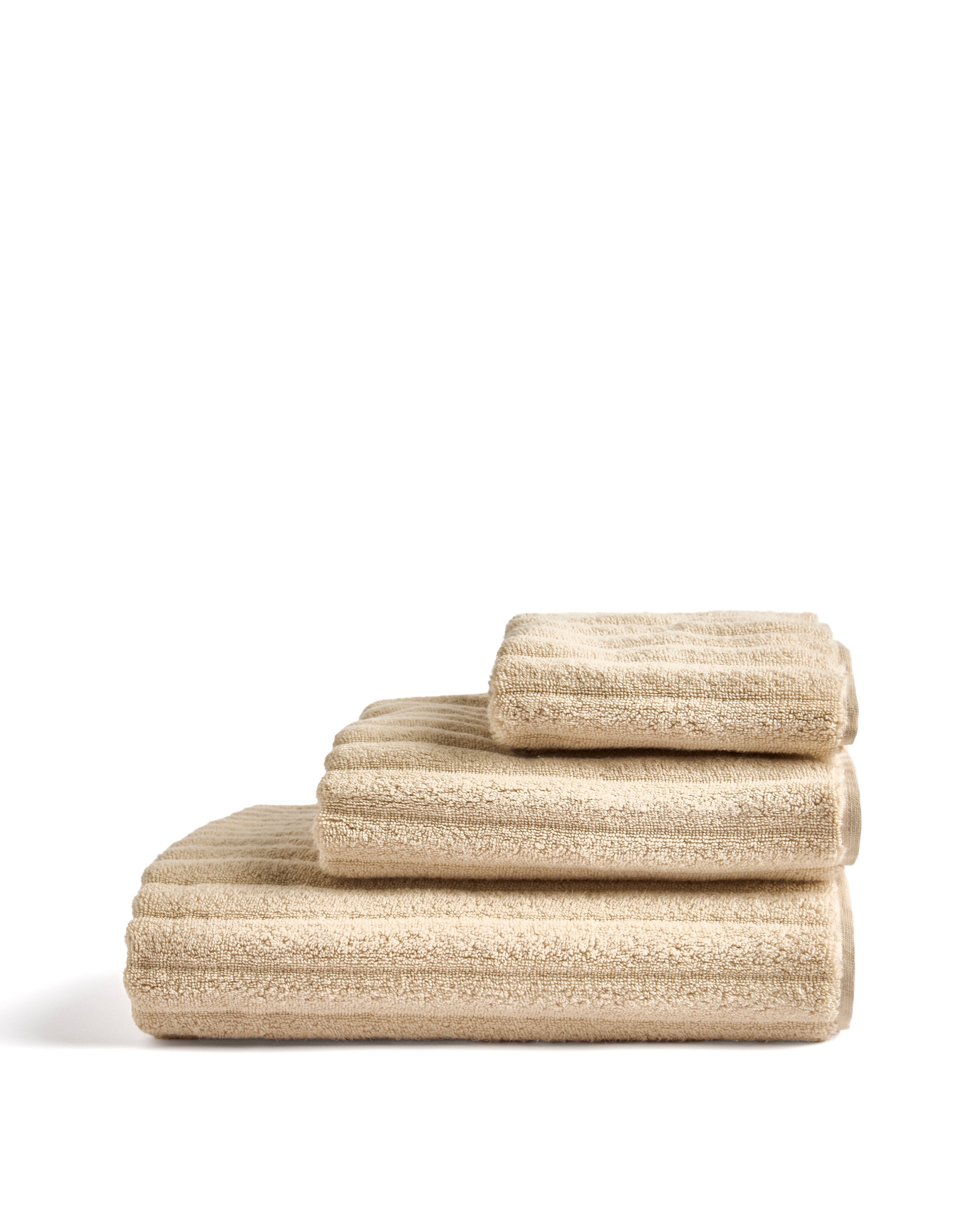 Navira 100% cotton beige bath towel 70 x 140cm - Product Image