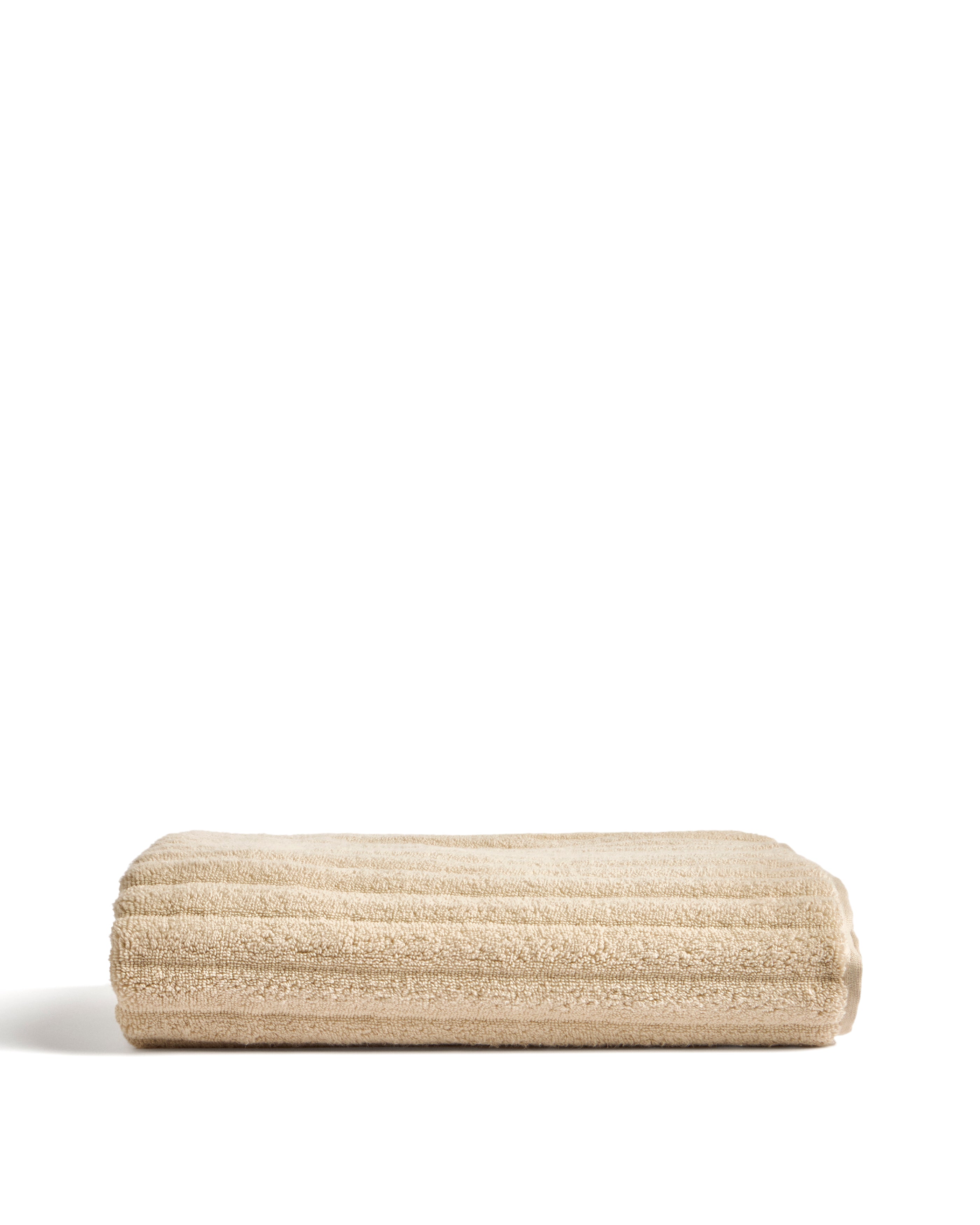 Navira 100% cotton beige bath towel 70 x 140cm - Product Image