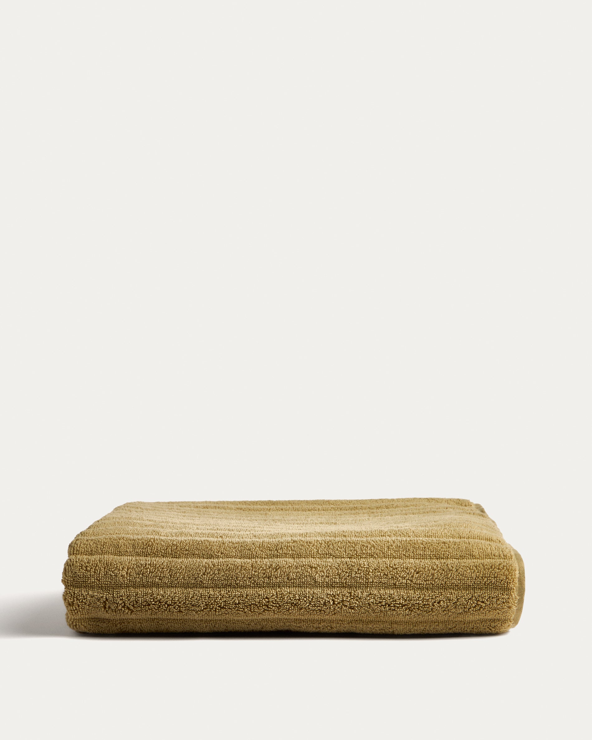 Navira 100% cotton light green bath towel 70 x 140cm - Product View