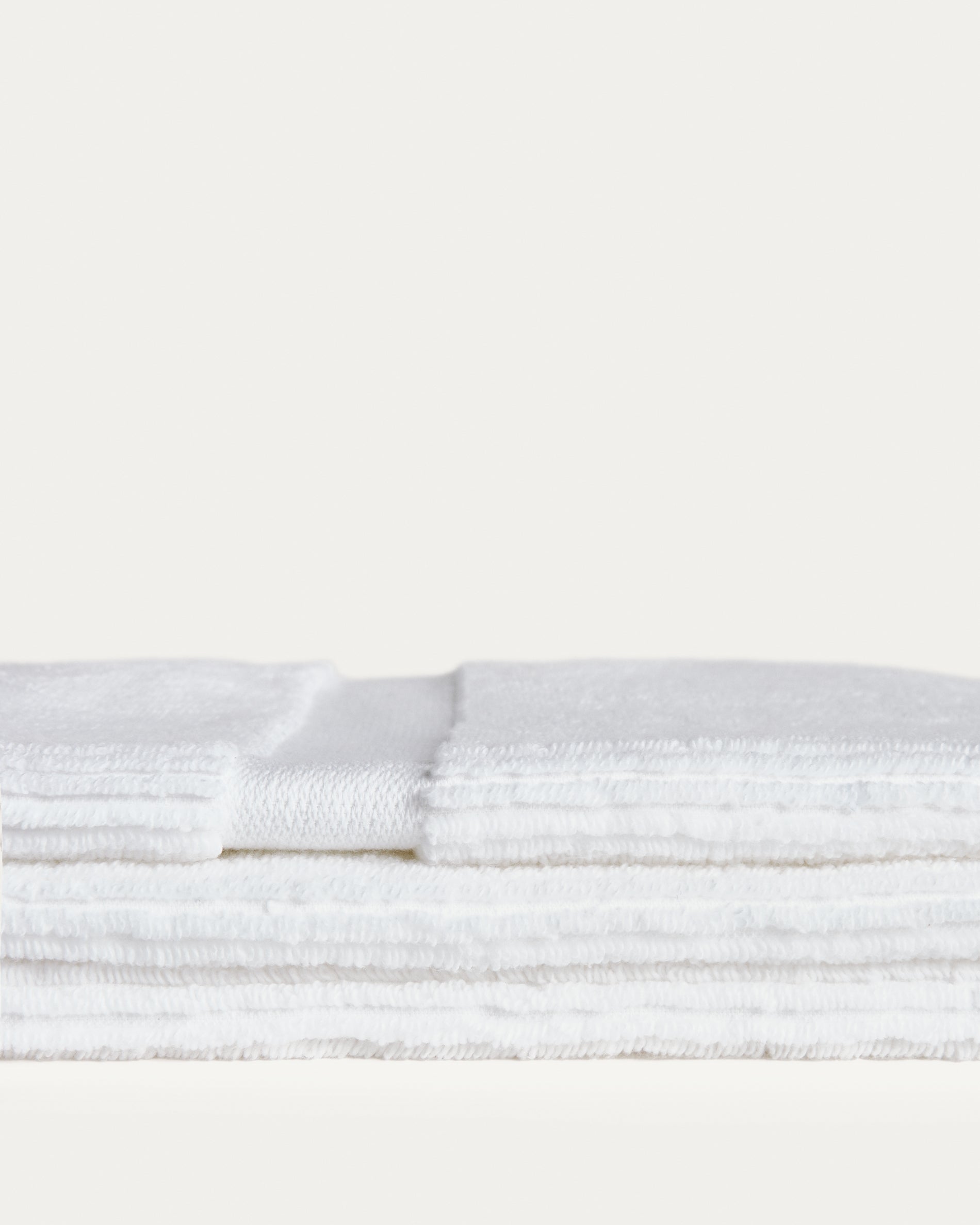 Olvira 100% cotton white jacquard hand towel 50 x 90cm - Detail