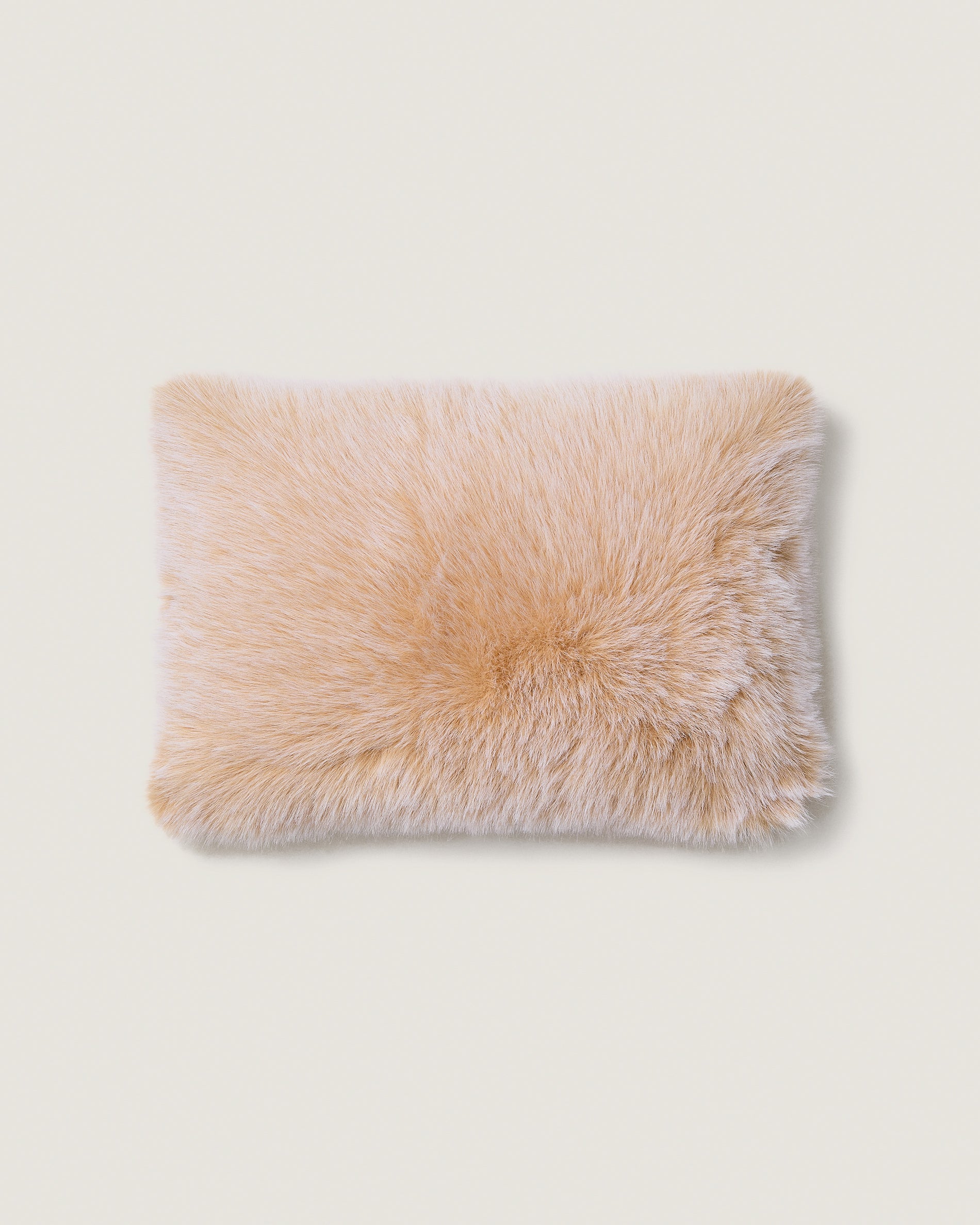 Lisara ecru two-tone faux-fur cushion cover 40 x 60cm - Product View