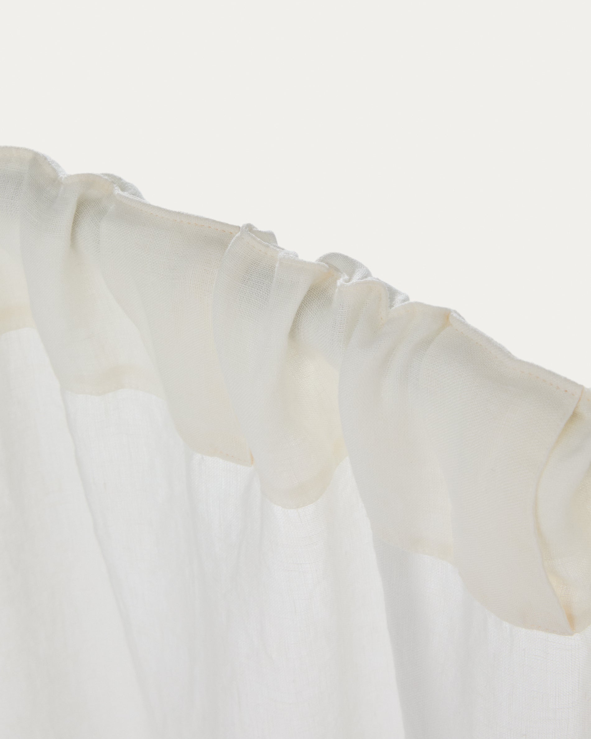 Nolira ecru cotton and linen curtain 140 x 270cm - Detail