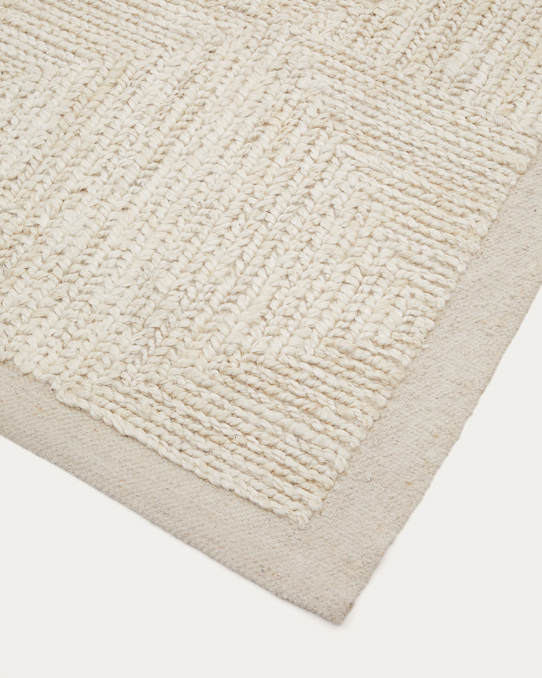 Sicali white jute carpet 160 x 230 cm