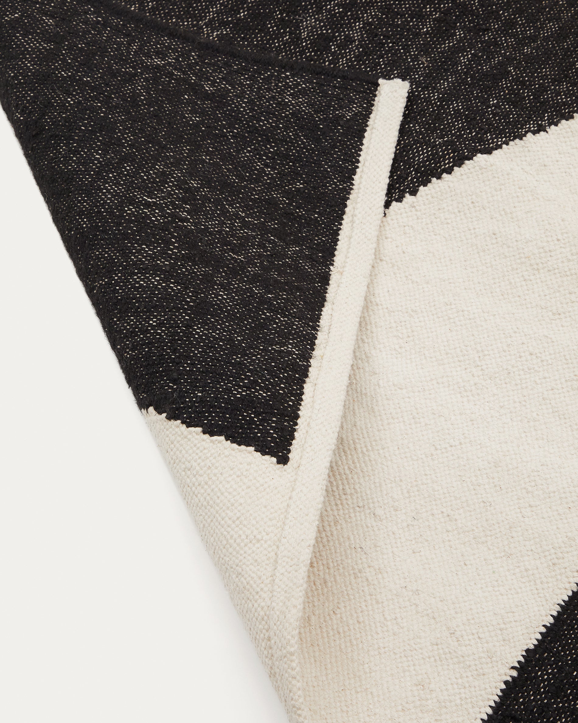 Sotty pamut szőnyeg fekete-fehérben 160 x 230 cm