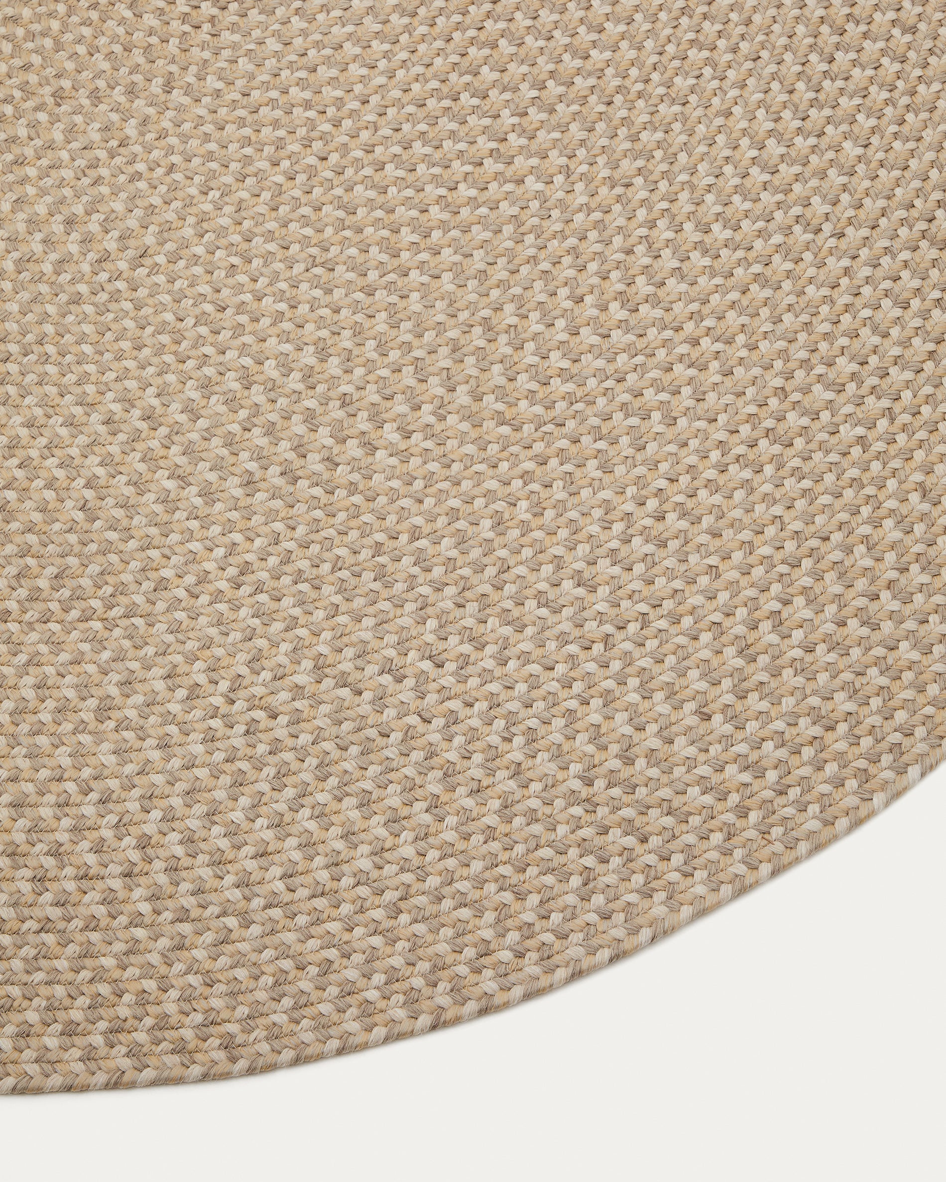 Rodhe beige oval rug 100% PET 160 x 230 cm - Detail